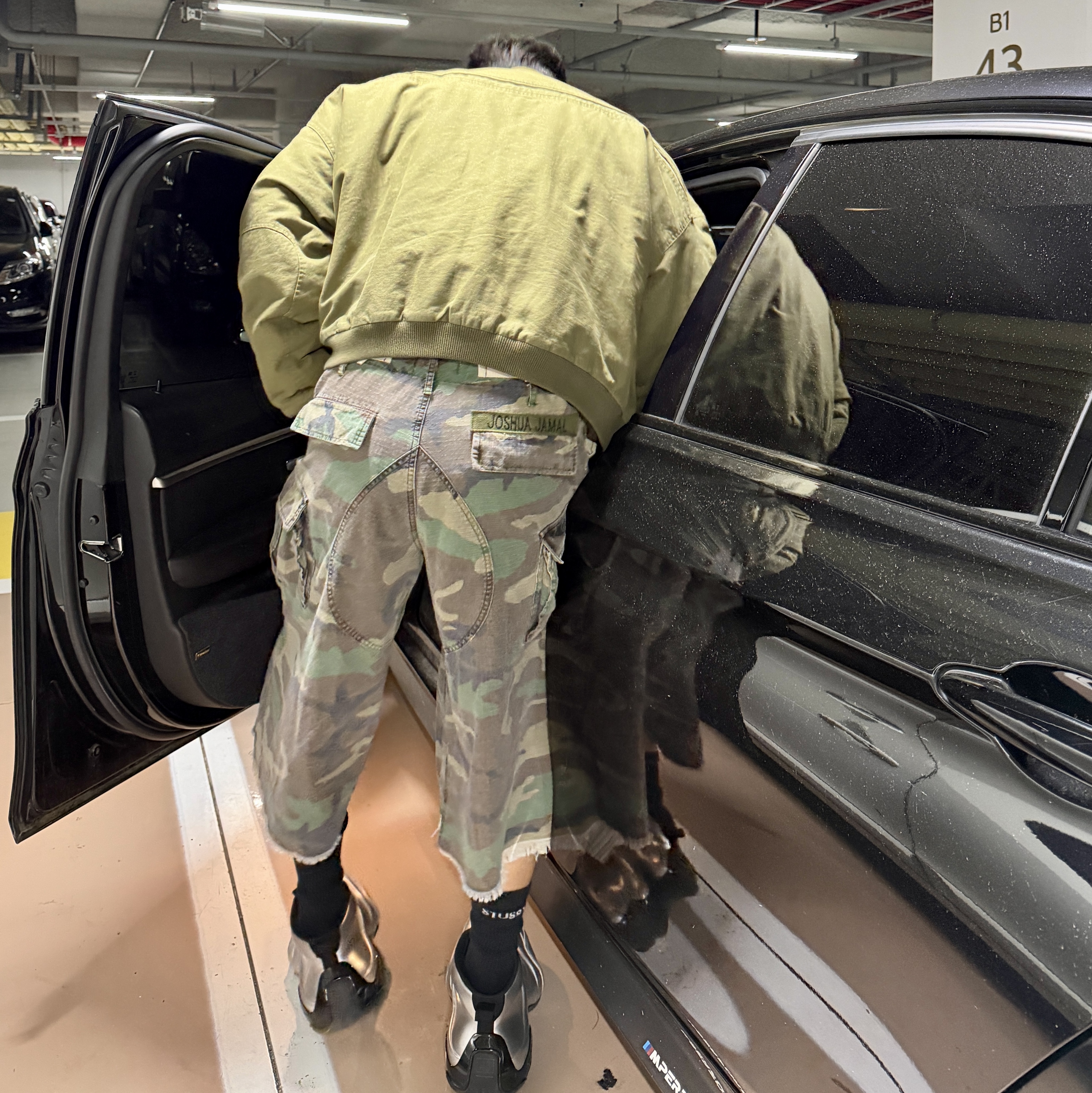 Nonnod Sulfur Dye Serge Bomber Jacket Vintage Khaki, Balenciaga Basketball Sneakers Silver Black 착용 스타일 - 3