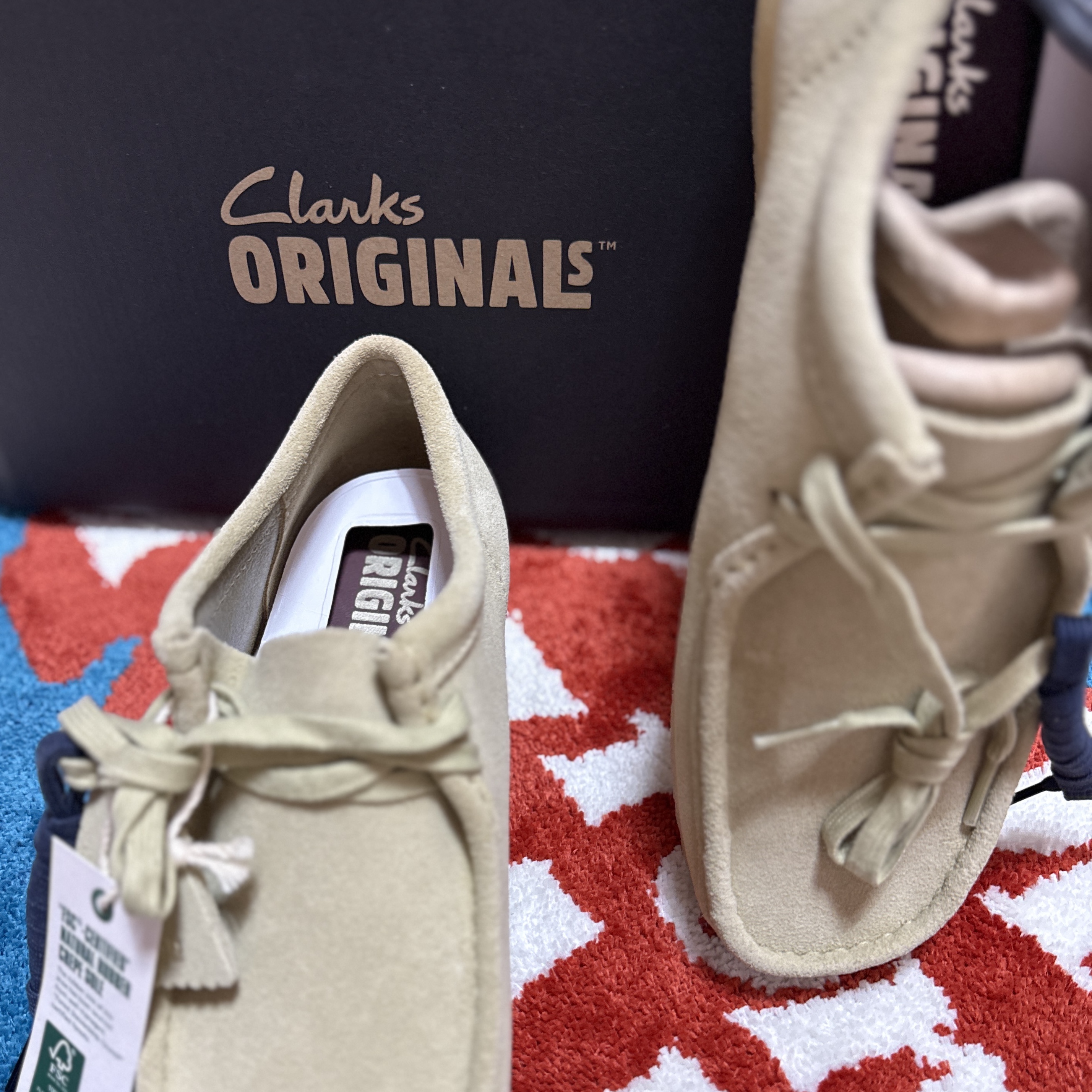 Clarks Wallabee Maple Suede 착용 스타일 - 8