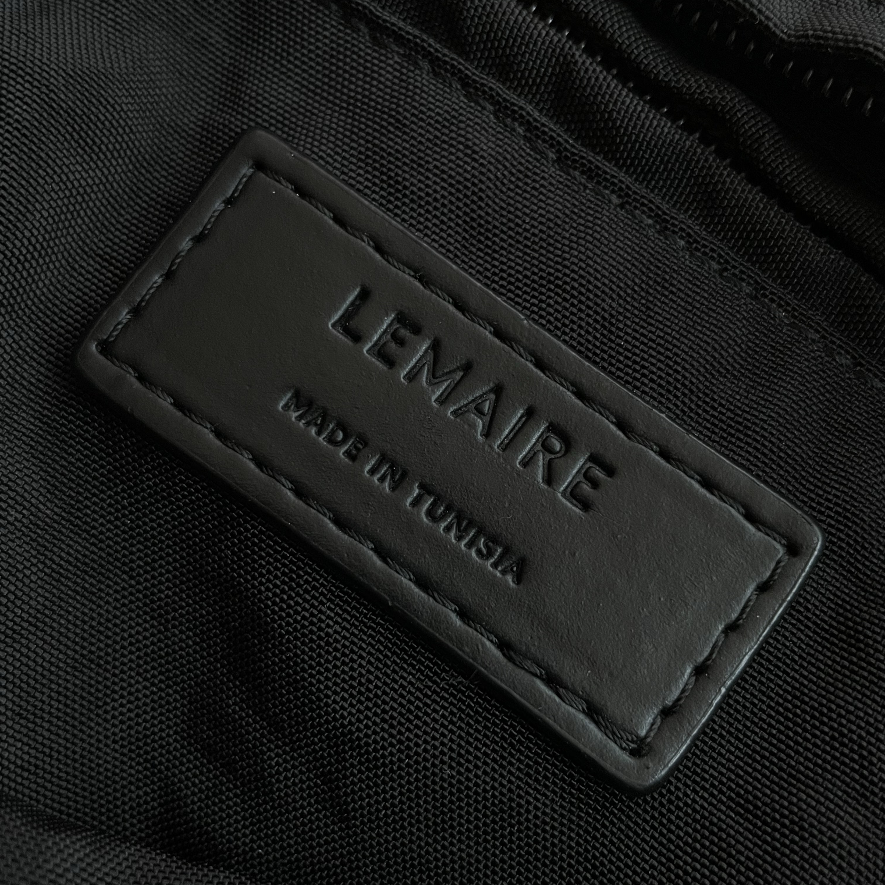 Lemaire Small Soft Game Bag Nylon Canvas Dark Chocolate 착용 스타일