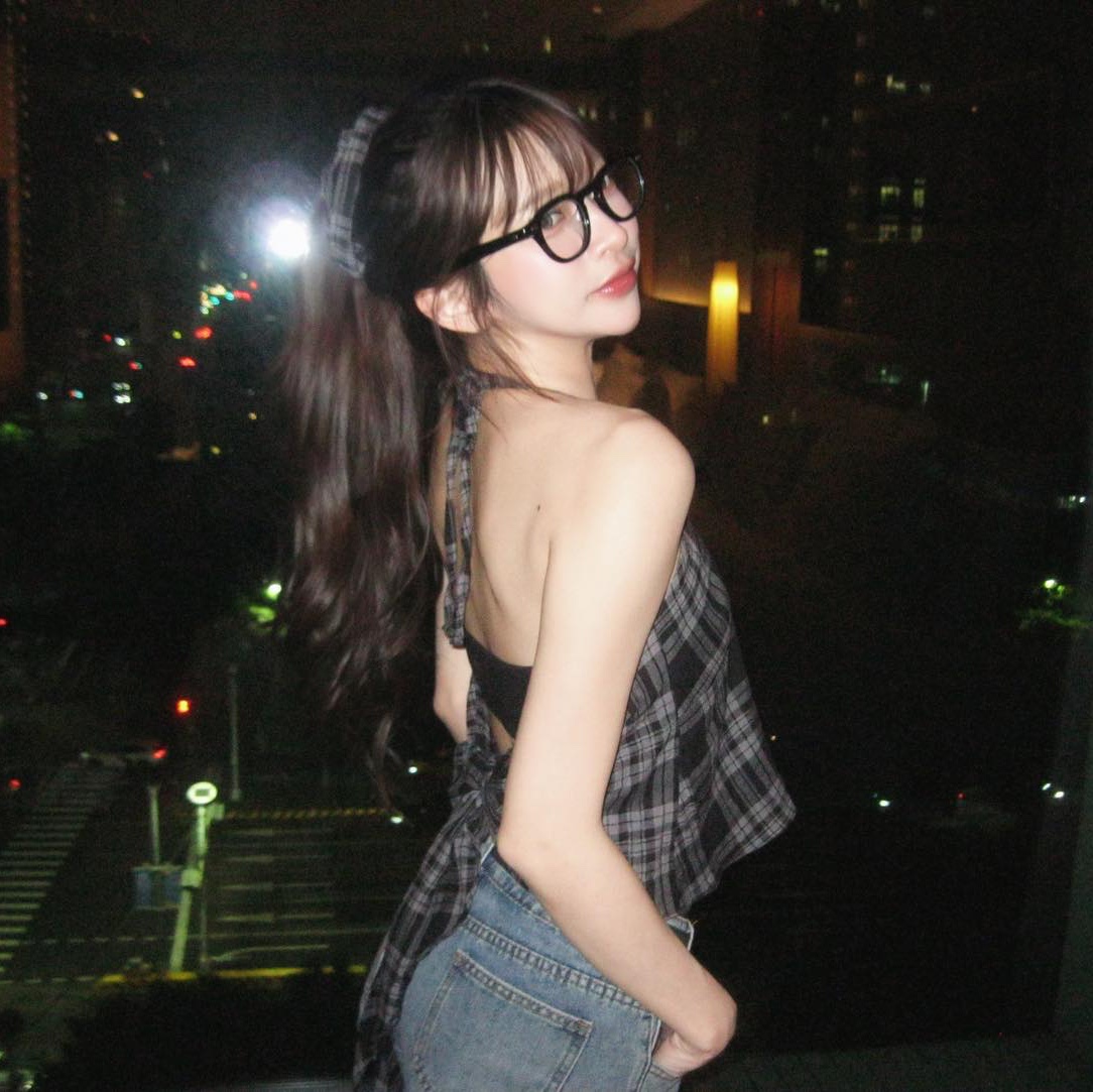 lash Clift Black 착용 스타일 - 2