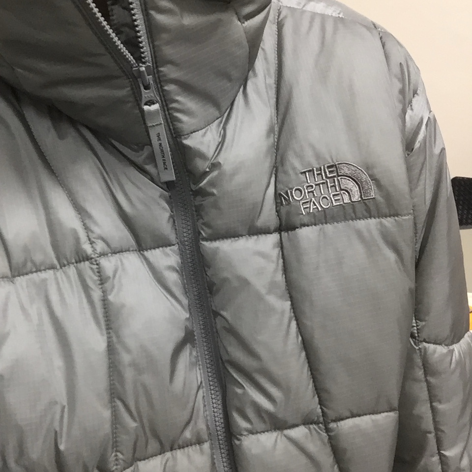 The North Face Wave LT On Jacket Gray 착용 스타일 - 2
