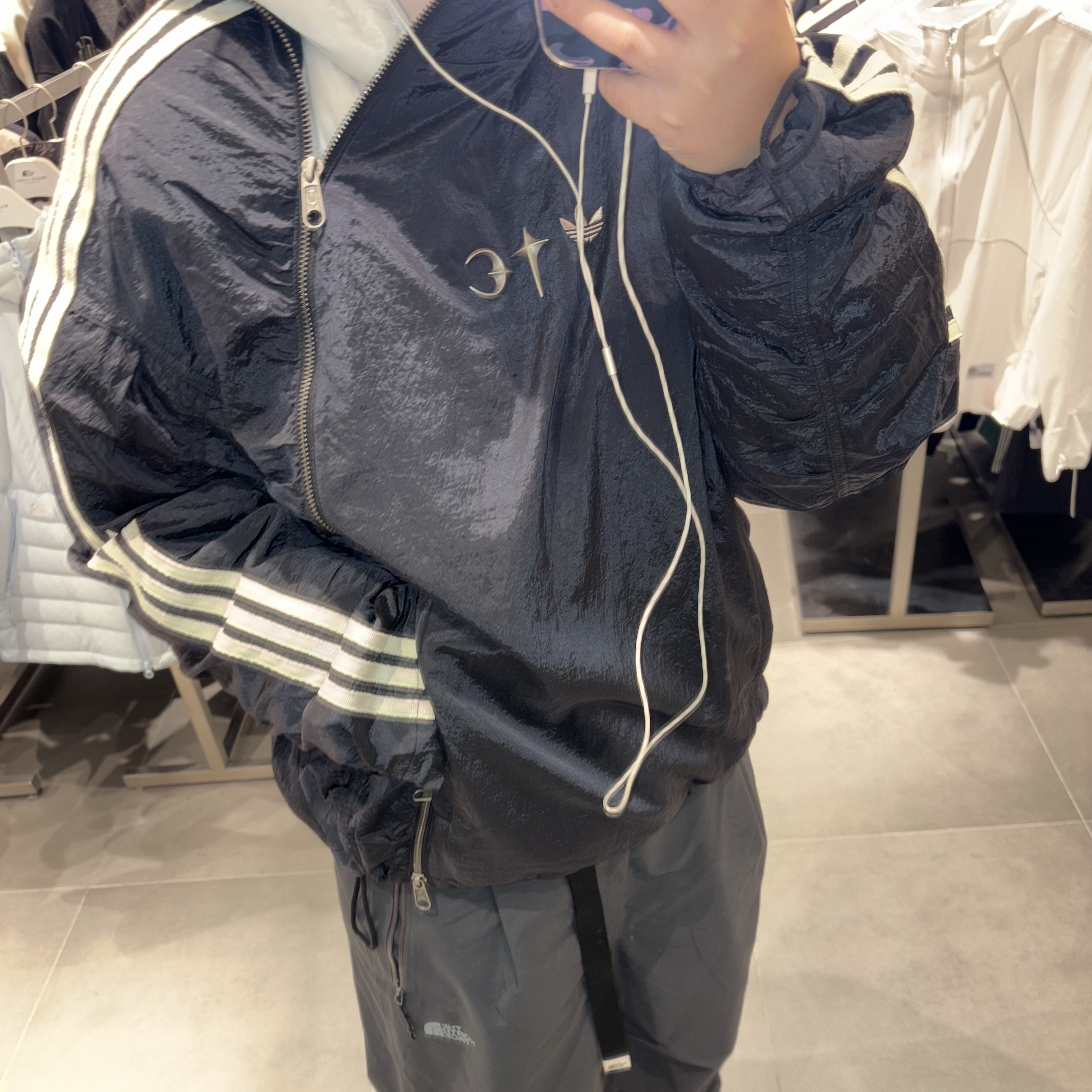 Adidas x Thug Club Woven Track Top Black Silver Metallic - KR Sizing, The North Face Slope Pants Dark Gray 착용 스타일