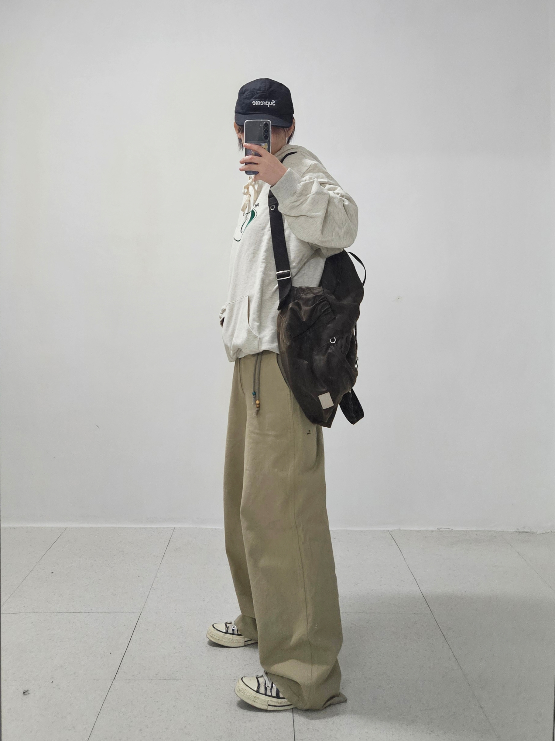 Converse Chuck 70 Ox Archive Print Zebra Black, Supreme Washed Chino Twill Camp Cap Black - 24SS 착용 스타일 - 6