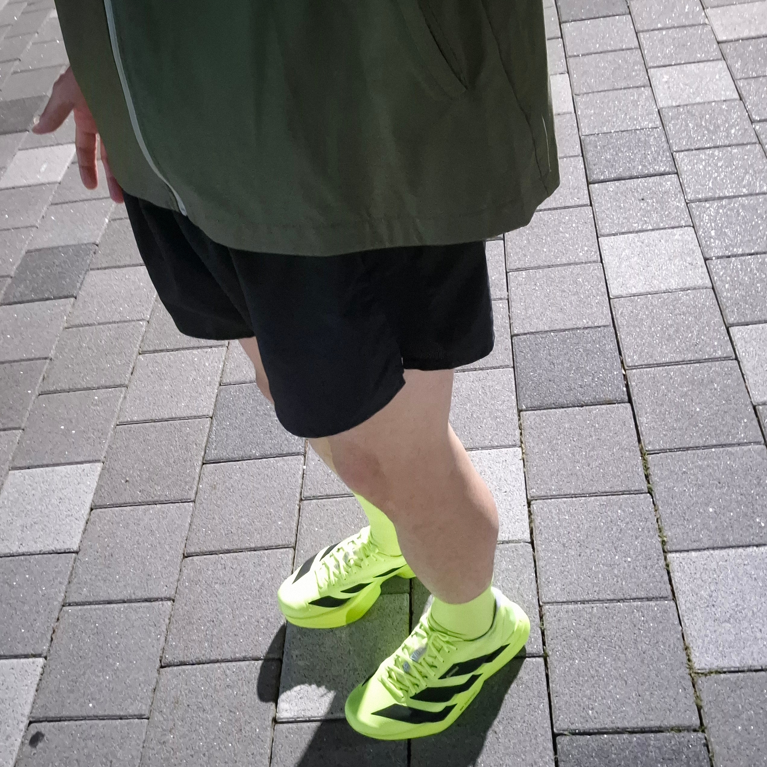Adidas Adizero Adios Pro 4 Lucid Lemon Core Black 착용 스타일