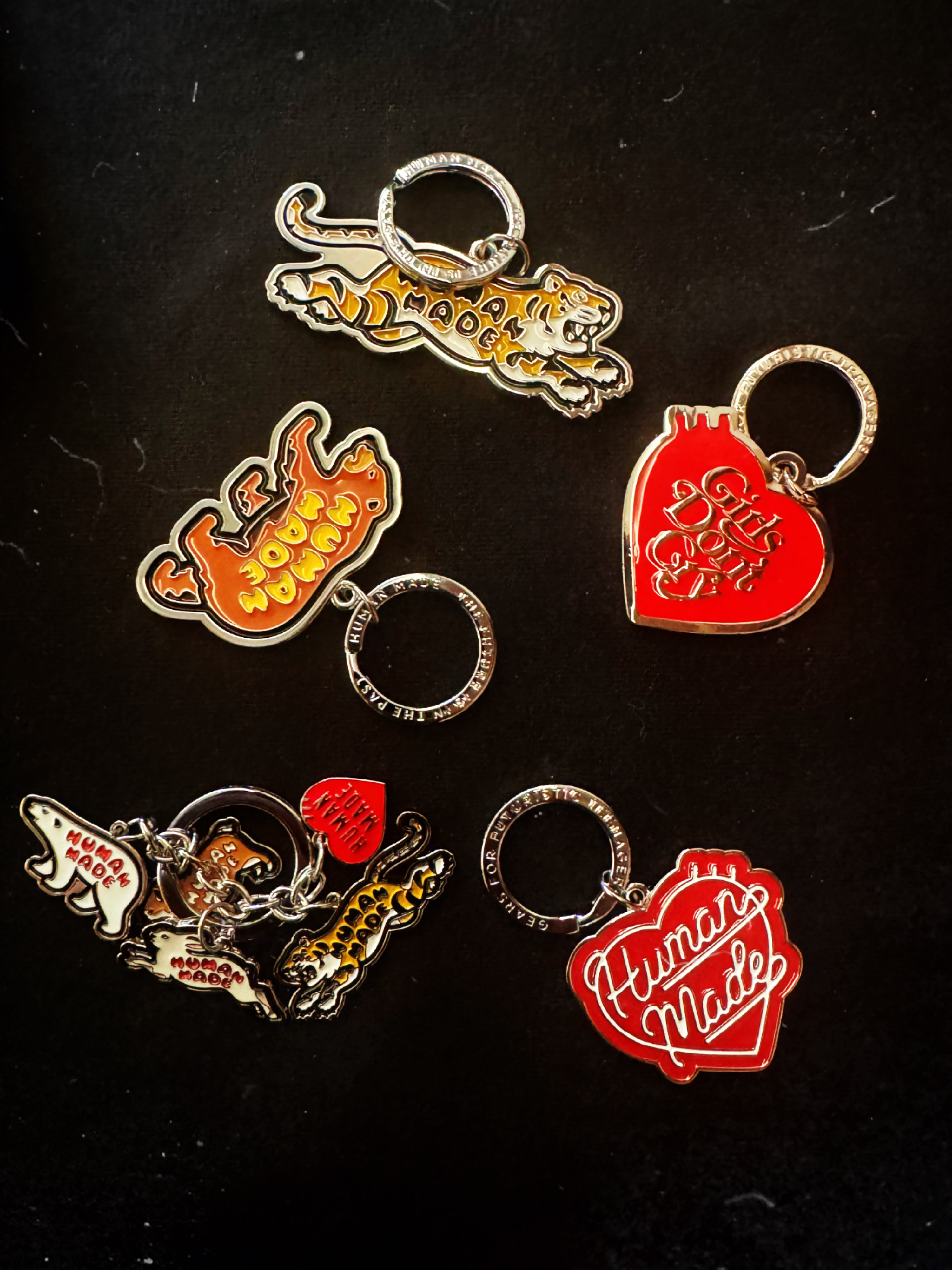 Human Made Keycharm Sapporo, Human Made x Verdy Girls Don't Cry Keyring Red 착용 스타일