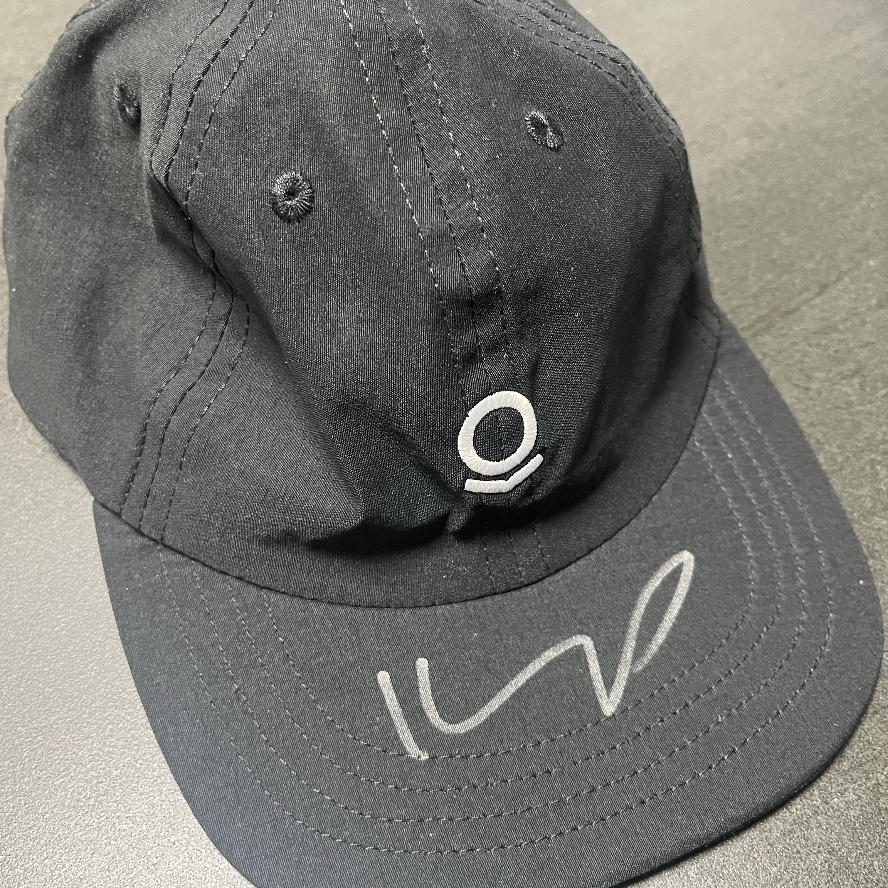Palantir Base Cap Black 착용 스타일