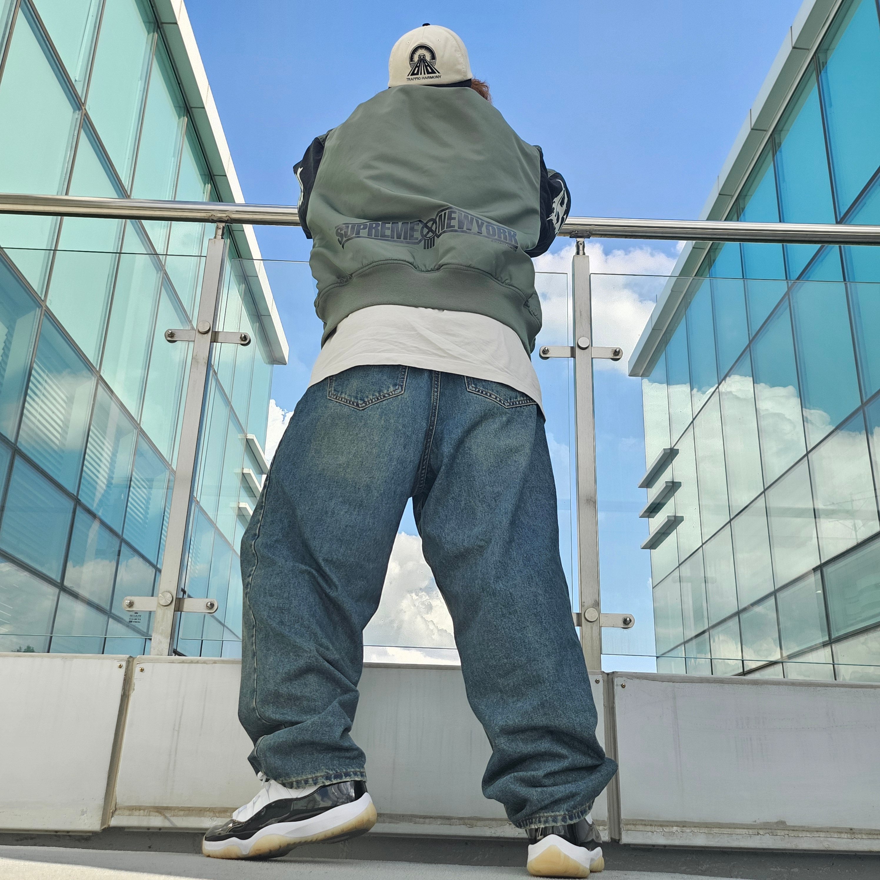 Diesel Dx1509 Stainless Steel Chain Necklace Silver, Supreme x Bounty Hunter MA-1 Jacket Olive - 23FW 착용 스타일 - 4