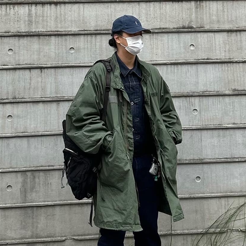 Porter Classic Super Nylon Day Pack L Black 착용 스타일