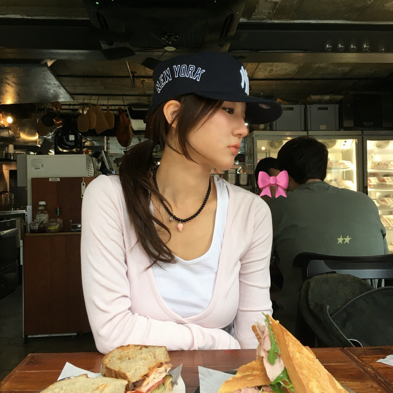 New Era MLB New York Yankees Pillbox Series Ball Cap Navy 착용 스타일 - 1