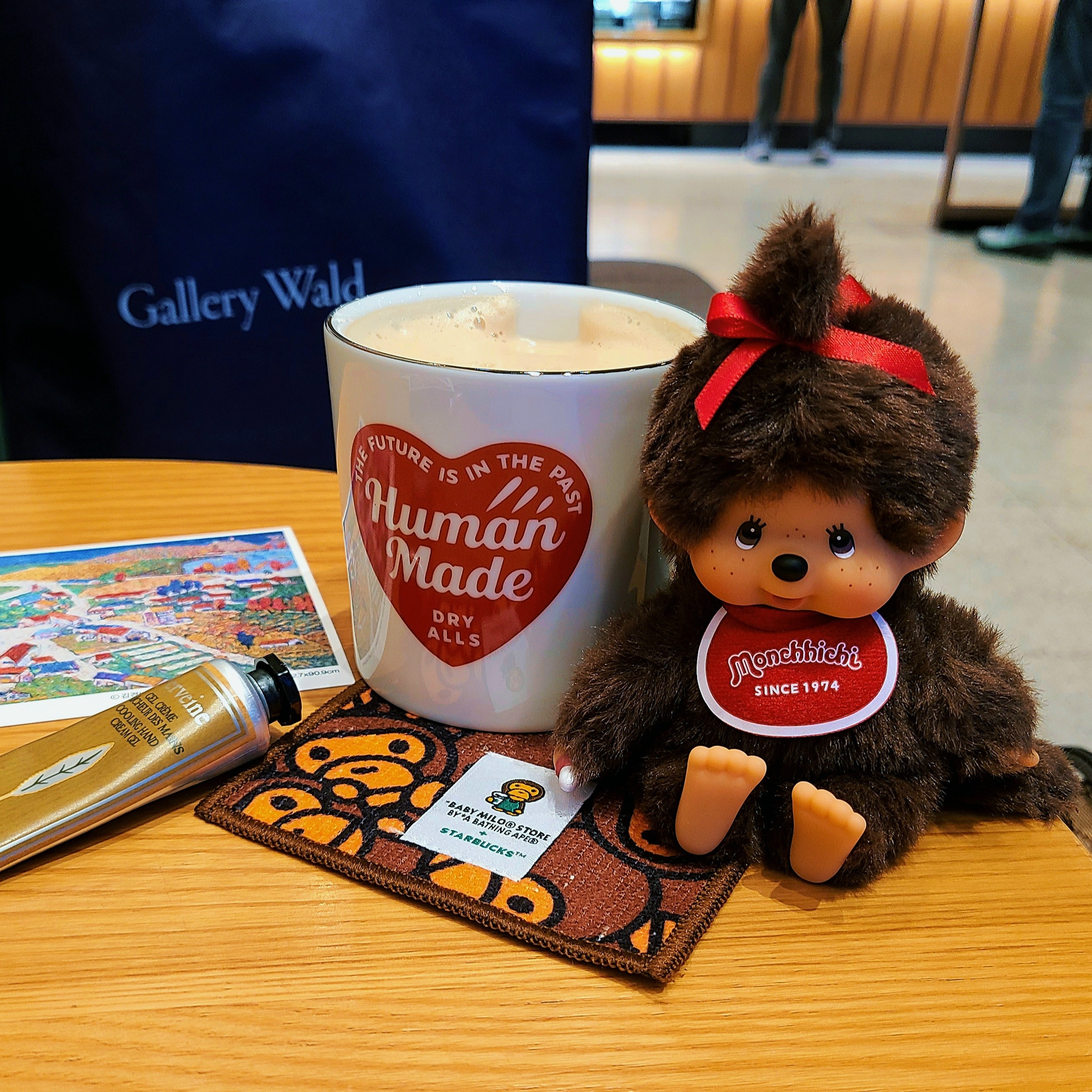 Human Made Coffee Mug White, Monchhichi SS Keychain Girl 착용 스타일 - 1