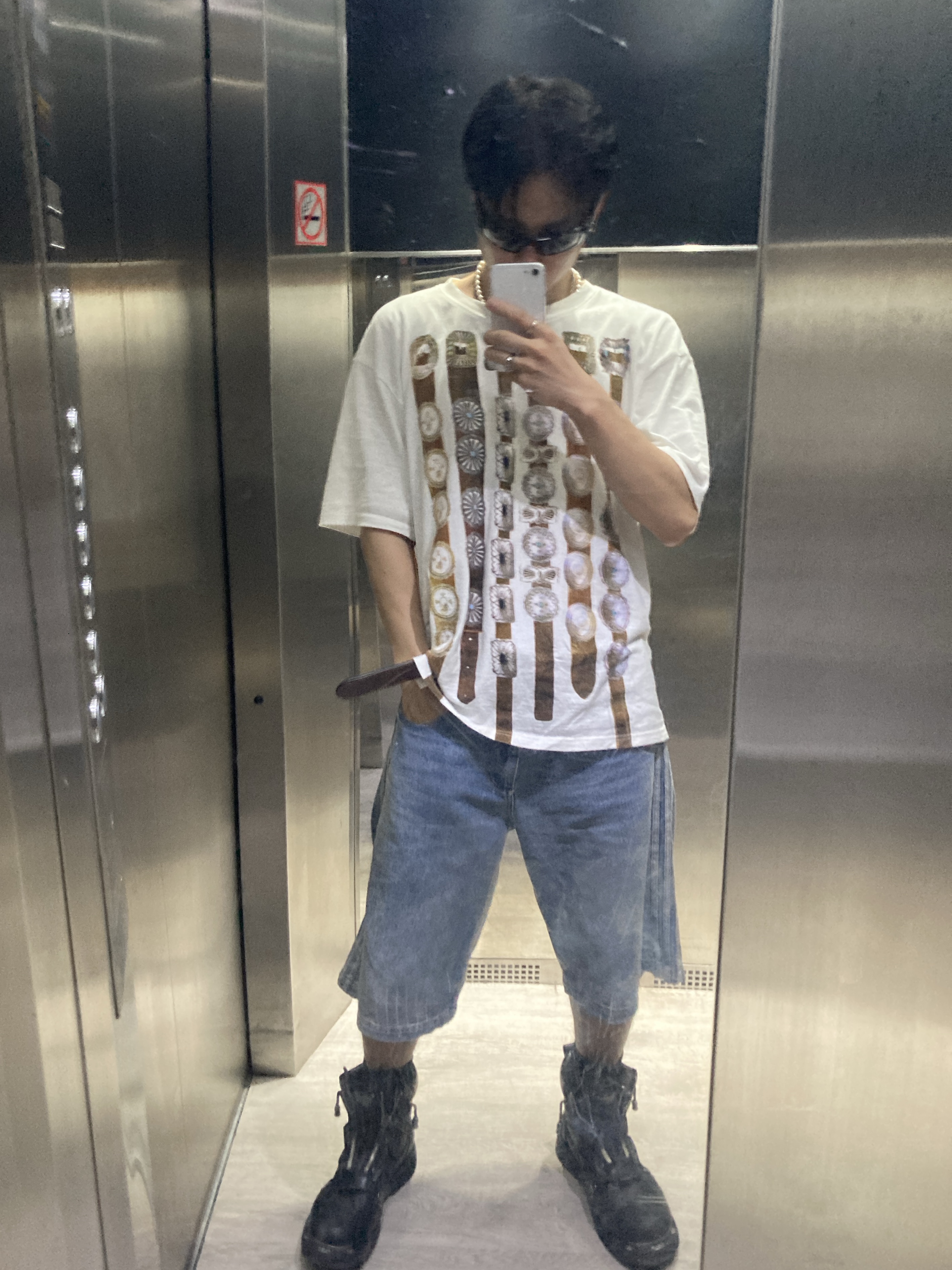 Kapital 20 Crew T-Shirt White, Adidas Adilenium Season 3 Denim Shorts Indigo Denim - KR Sizing 착용 스타일 - 1