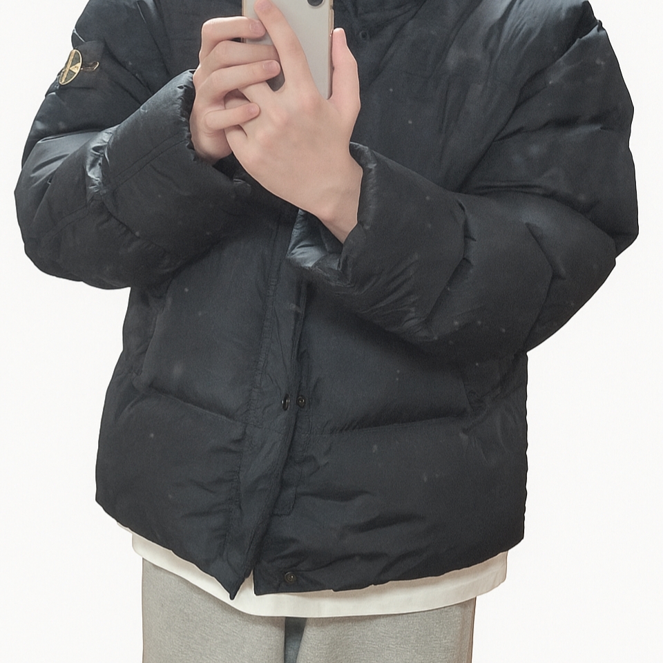 Stone Island 4100010 Crinkle Reps NY Recycled Nylon Down Jacket with Wind Resistant Black - 25FW 착용 스타일