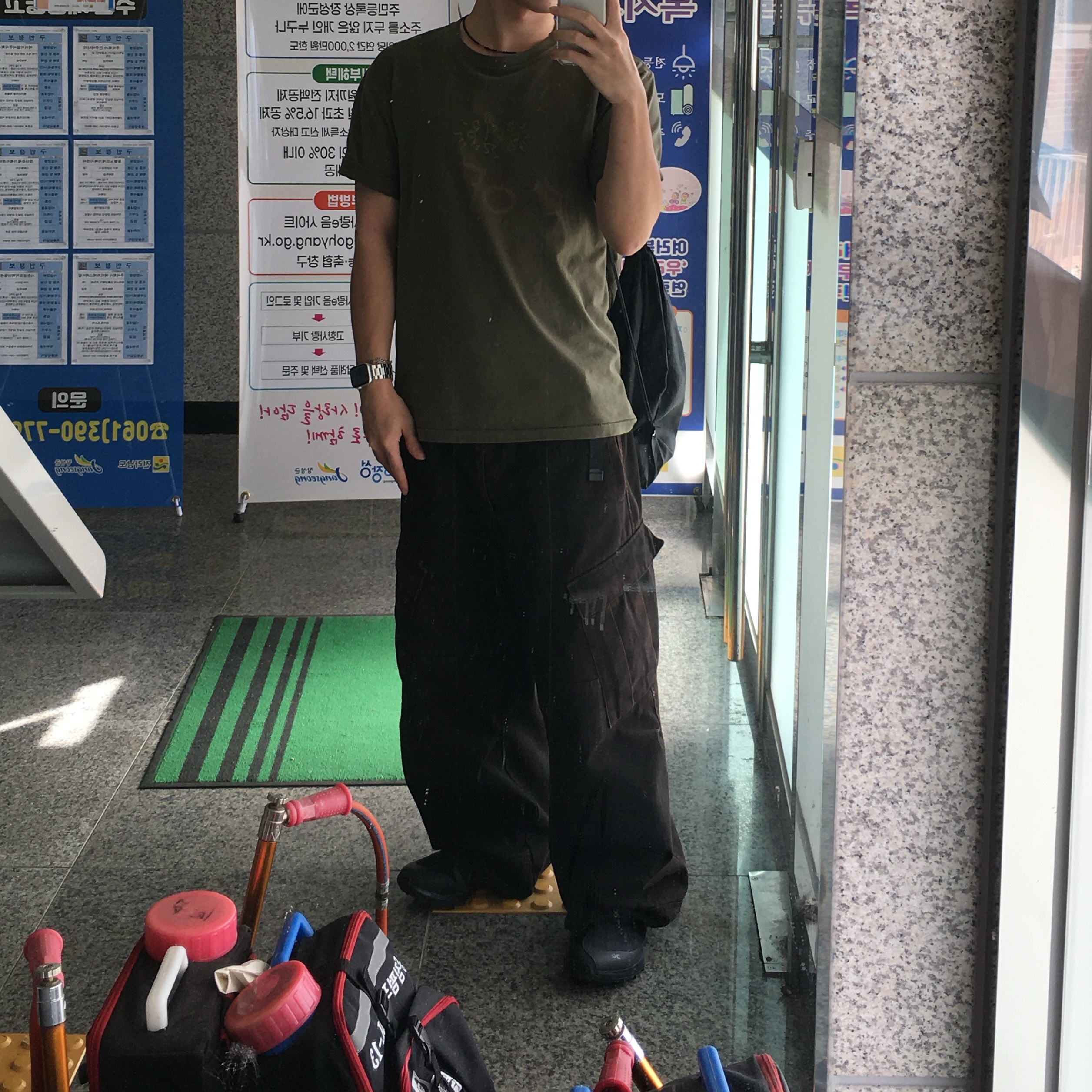 On Running x Post Archive Faction (Paf) Cloudventure Peak All Black 착용 스타일 - 4