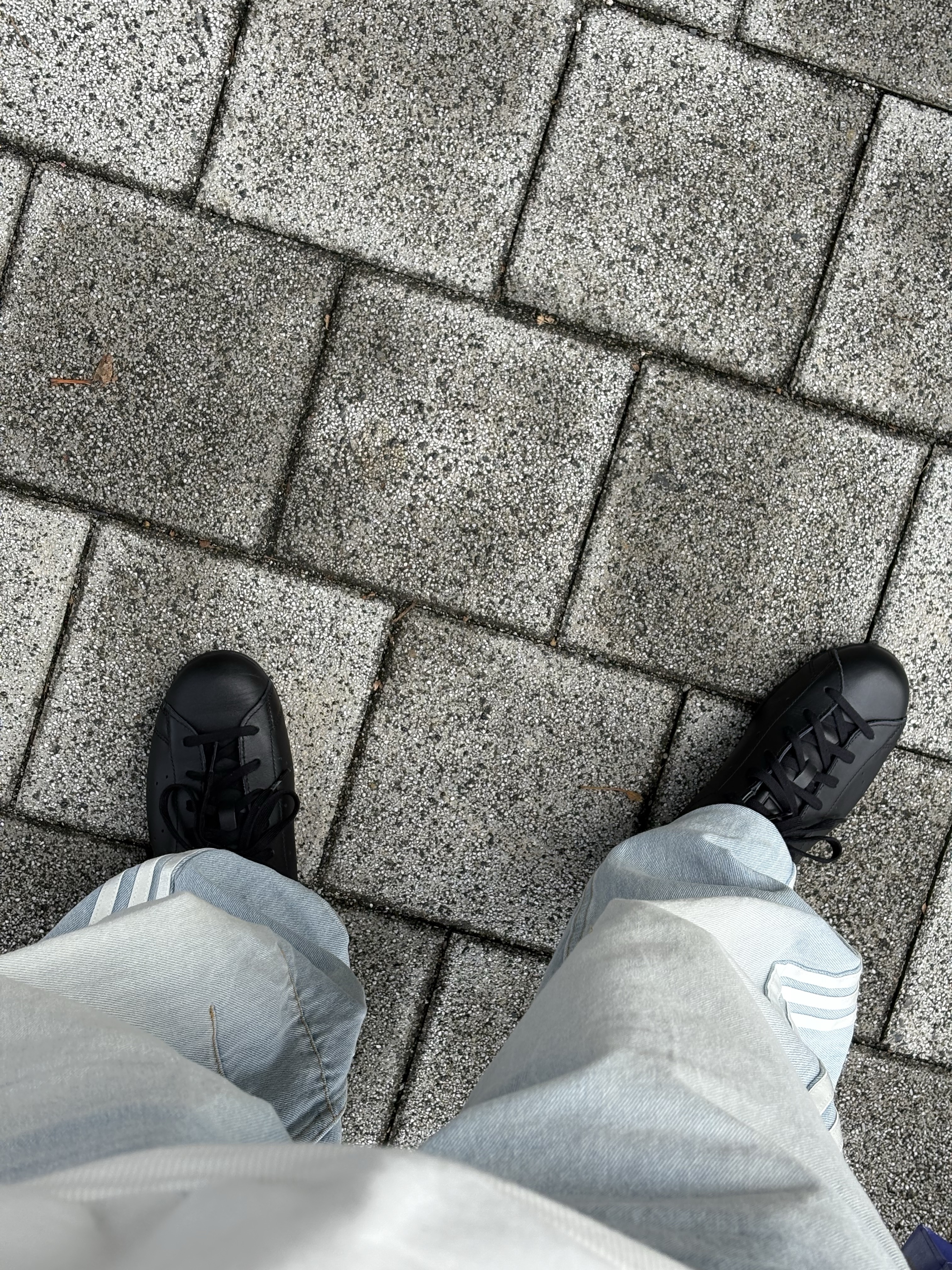 (W) Adidas Stan Smith Lo Pro Core Black Carbon, (W) Adidas Adilenium Season 3 Banana Fitted Washed Denim Pants Blue - US Sizing 착용 스타일