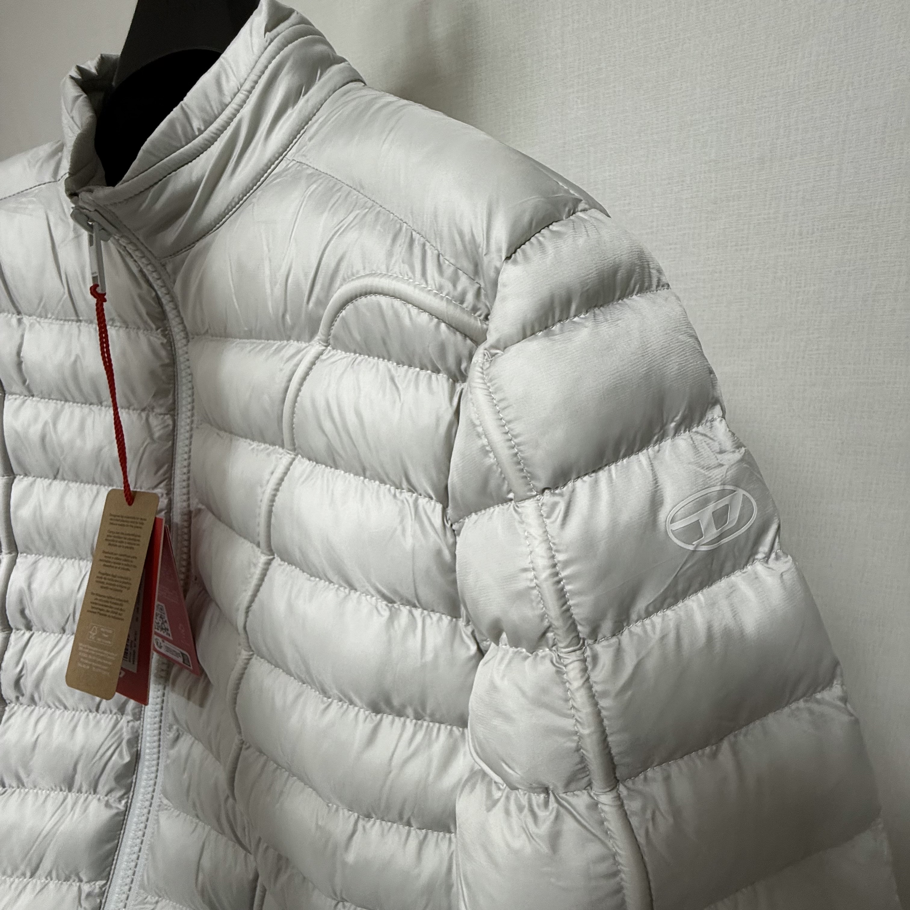 Diesel W-Hawkyl Puffer Jacket Dawn Blue 착용 스타일 - 2