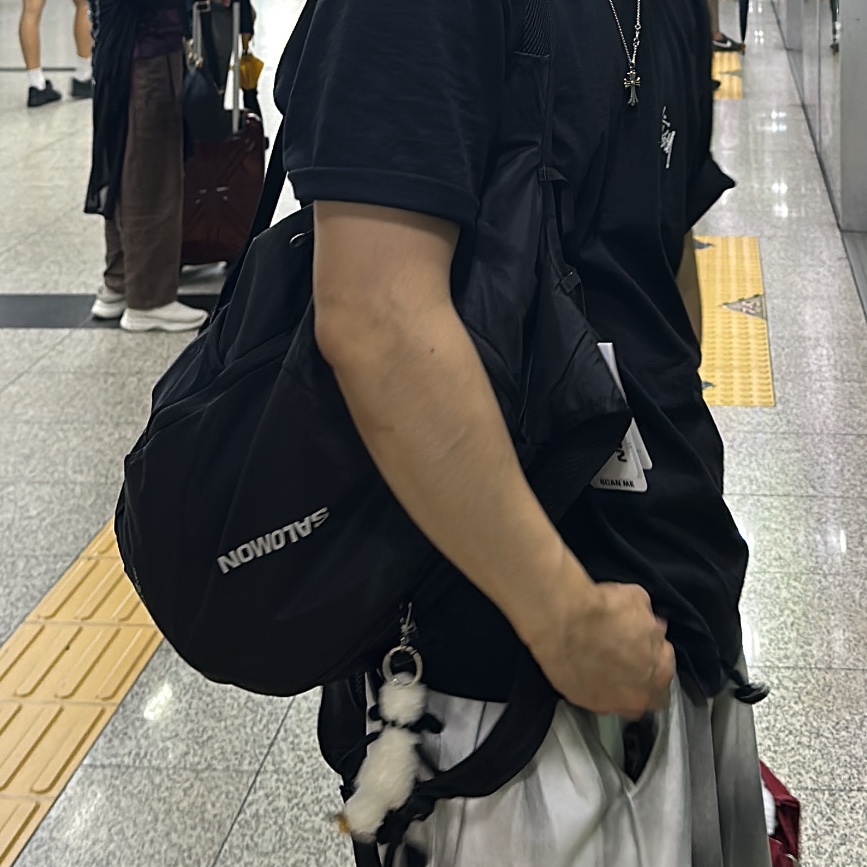Salomon Trailblazer 10 Black 착용 스타일 - 2