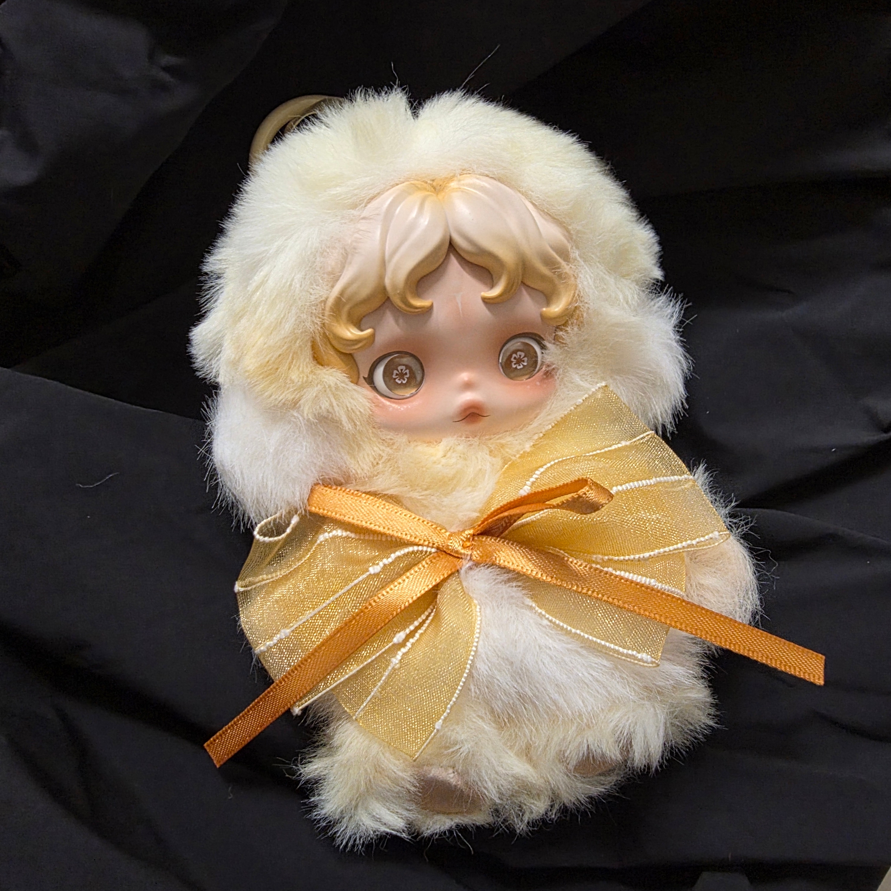 Pop Mart Skullpanda L’Impressionnisme Series Plush Doll Dawn (Opened Case) 착용 스타일