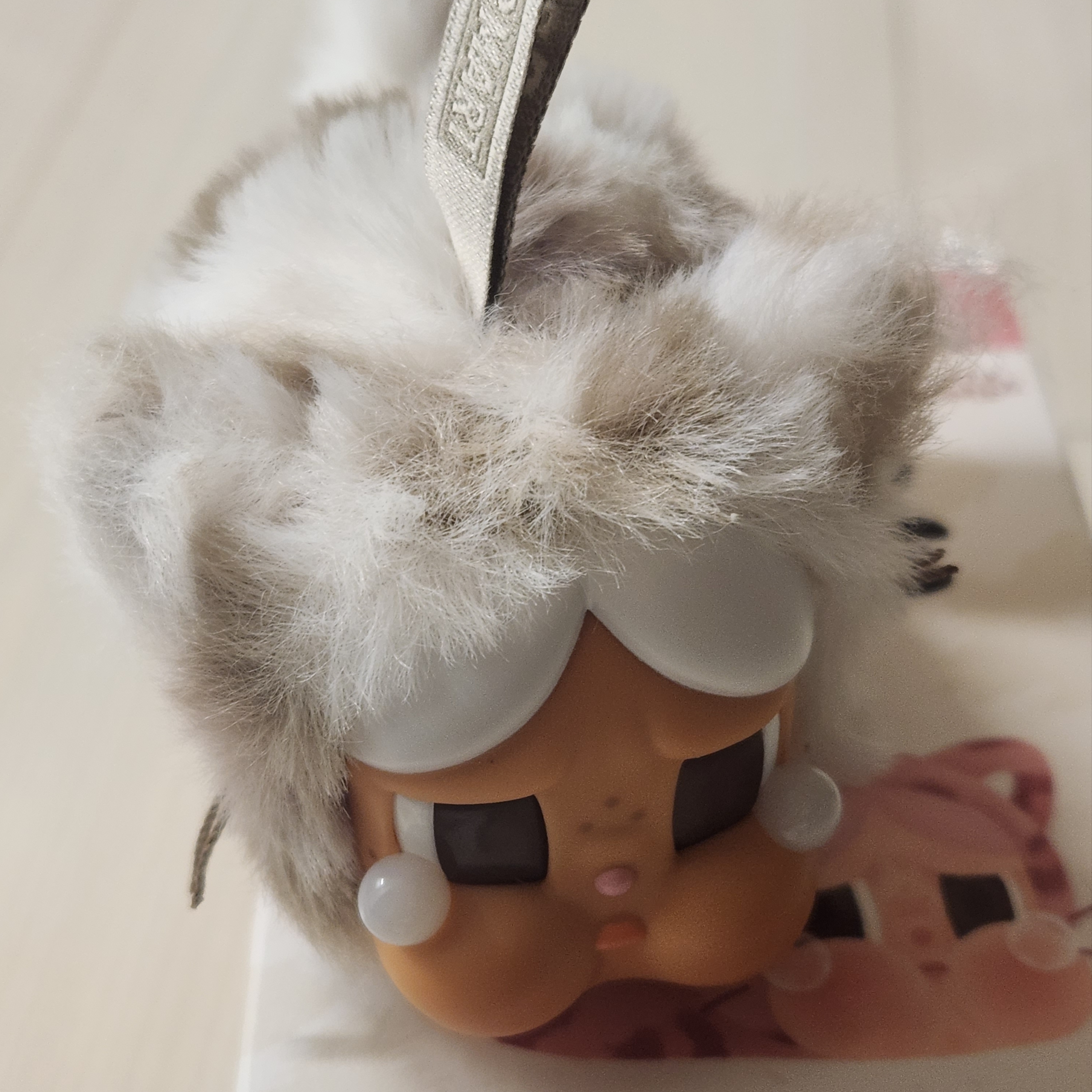 Pop Mart Crybaby Wild But Cutie Series Vinyl Plush Pendant Vanilla Cutie (Opened Case) 착용 스타일 - 1