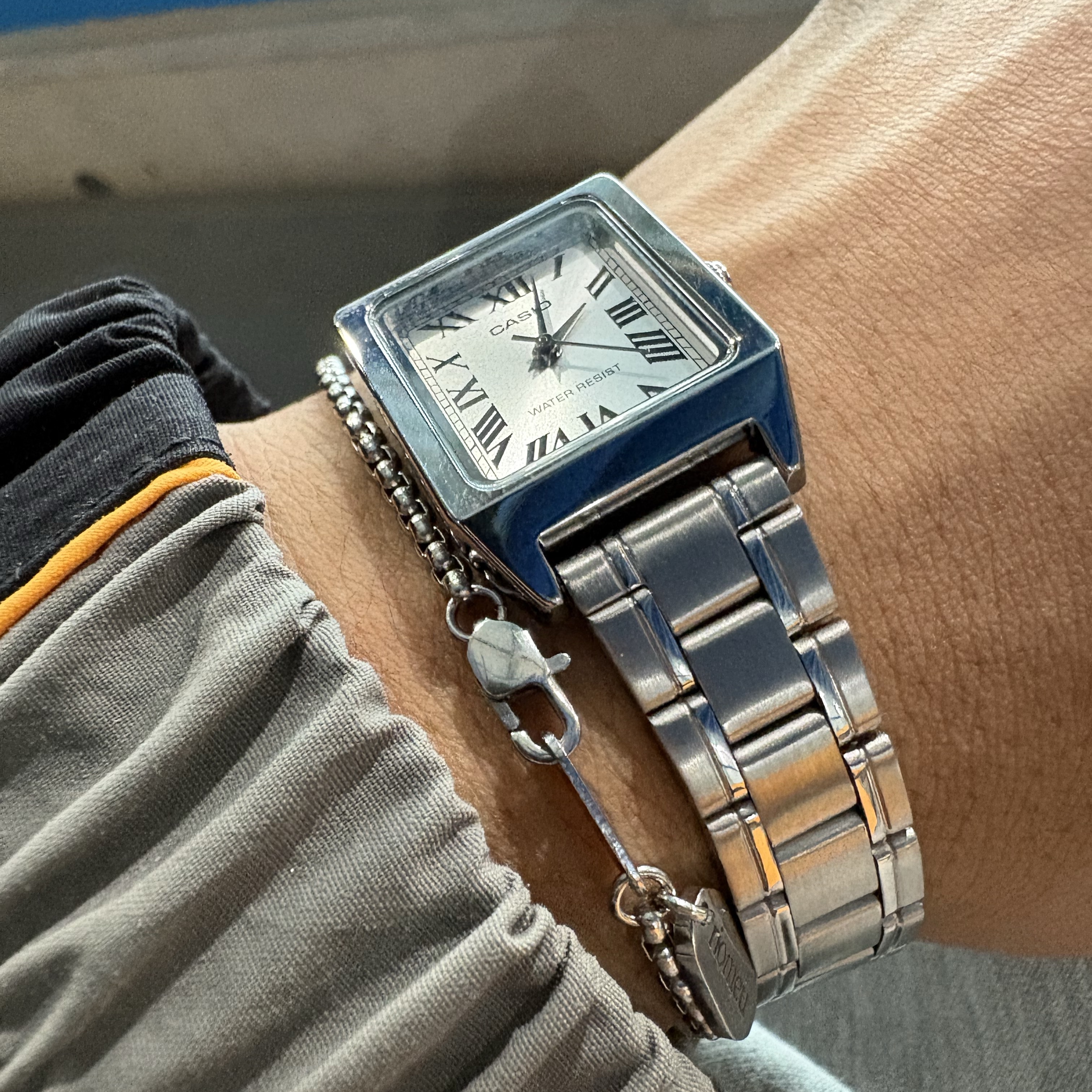 Riomeu Snake Chain Bracelet 2.5mm, Casio LTP-V007D-7B 착용 스타일