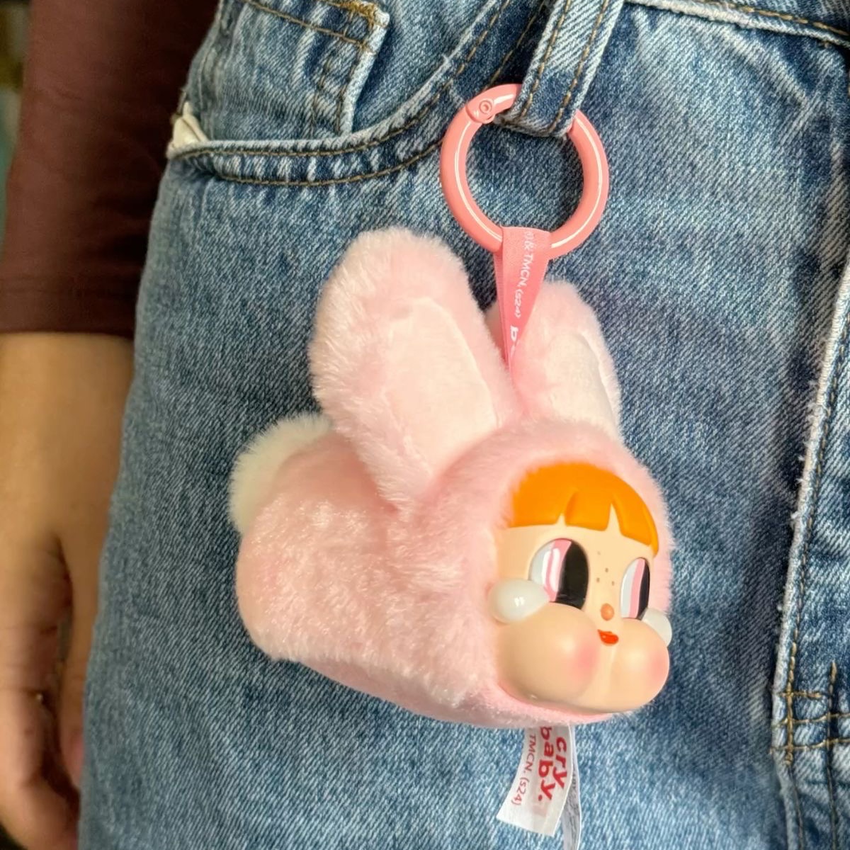 Pop Mart Crybaby x Powerpuff Girls Series Keyring Bunny Blossom (Opened Case) 착용 스타일