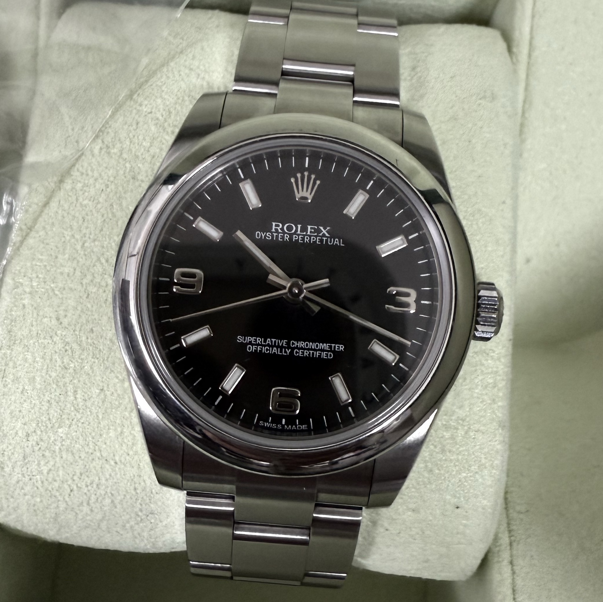 Rolex Oyster Perpetual 31mm 277200 Bright Black Oyster 착용 스타일