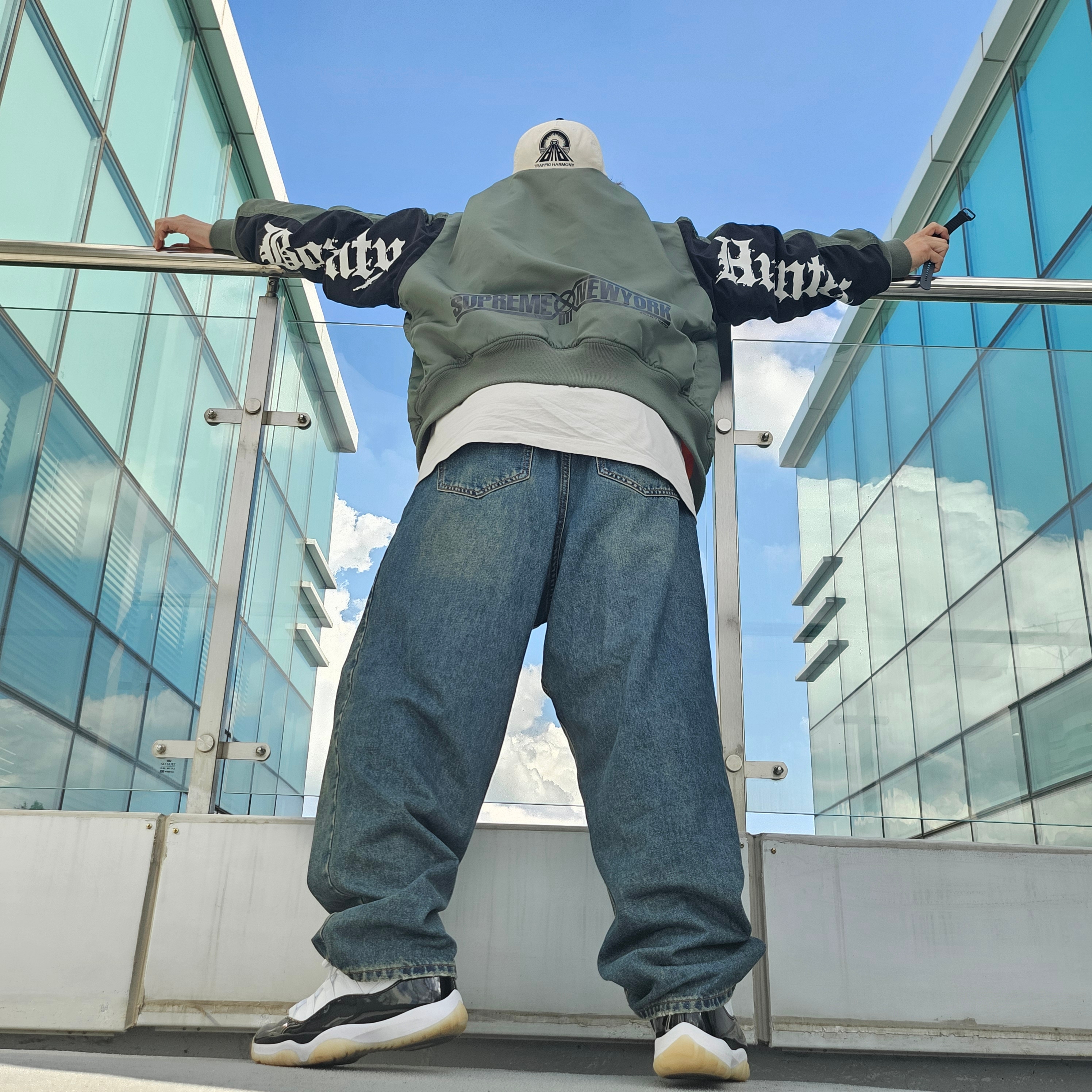 Diesel Dx1509 Stainless Steel Chain Necklace Silver, Supreme x Bounty Hunter MA-1 Jacket Olive - 23FW 착용 스타일 - 3