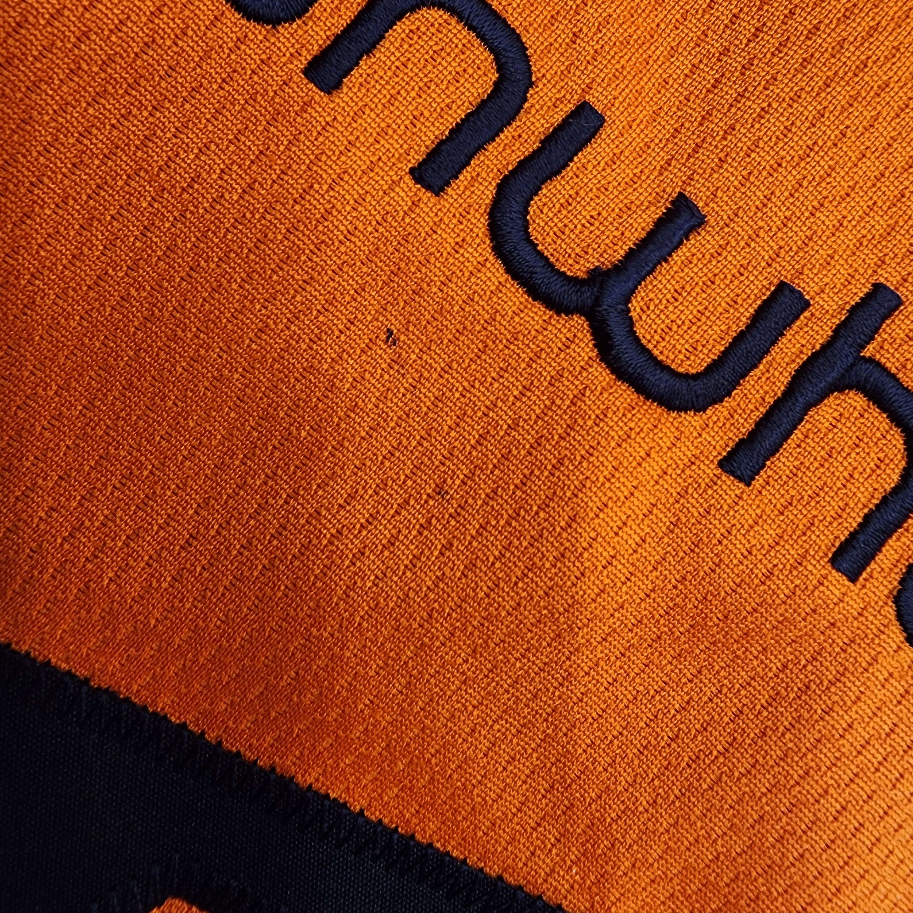 Hanwha Eagles 2025 Replica Uniform Orange (Non Marking Ver.) 착용 스타일