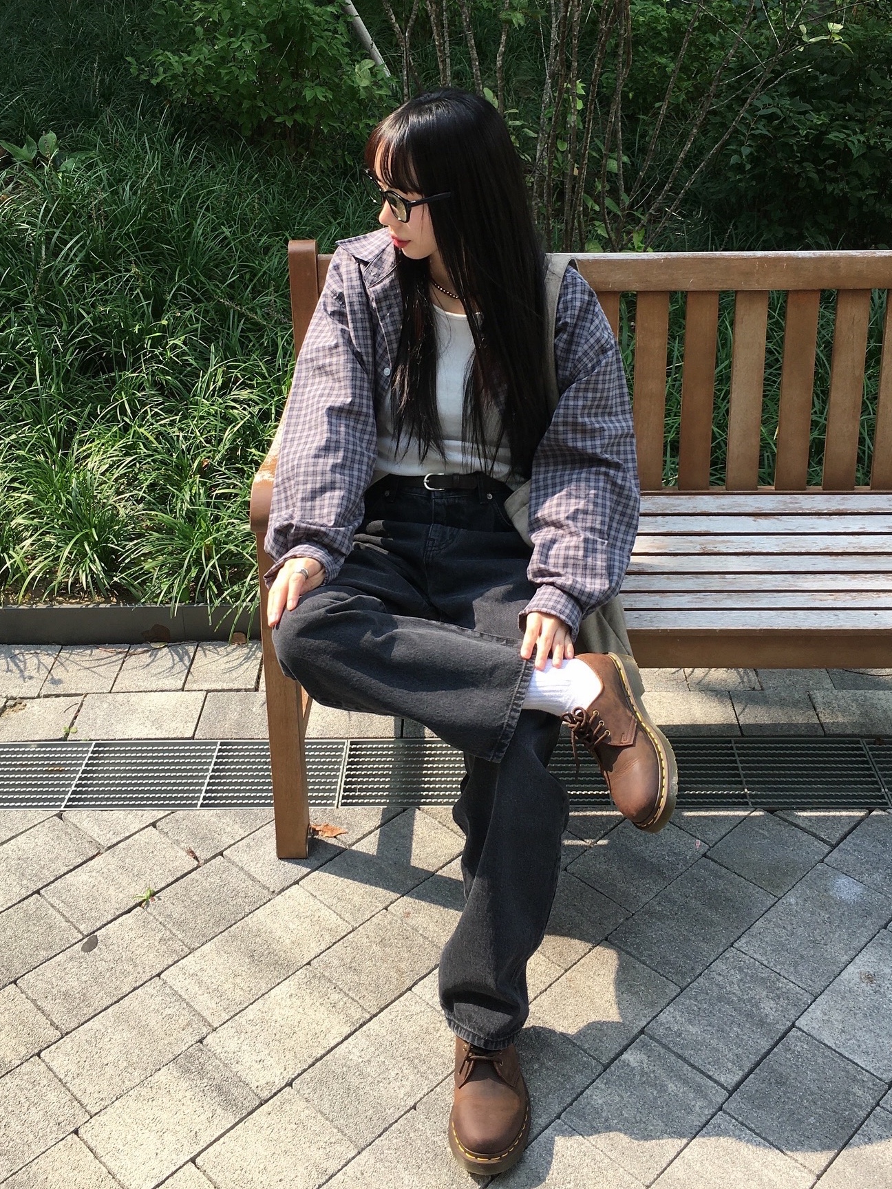 SLOW RECORD HOUSE Breeze Check Shirt Blue 착용 스타일 - 1