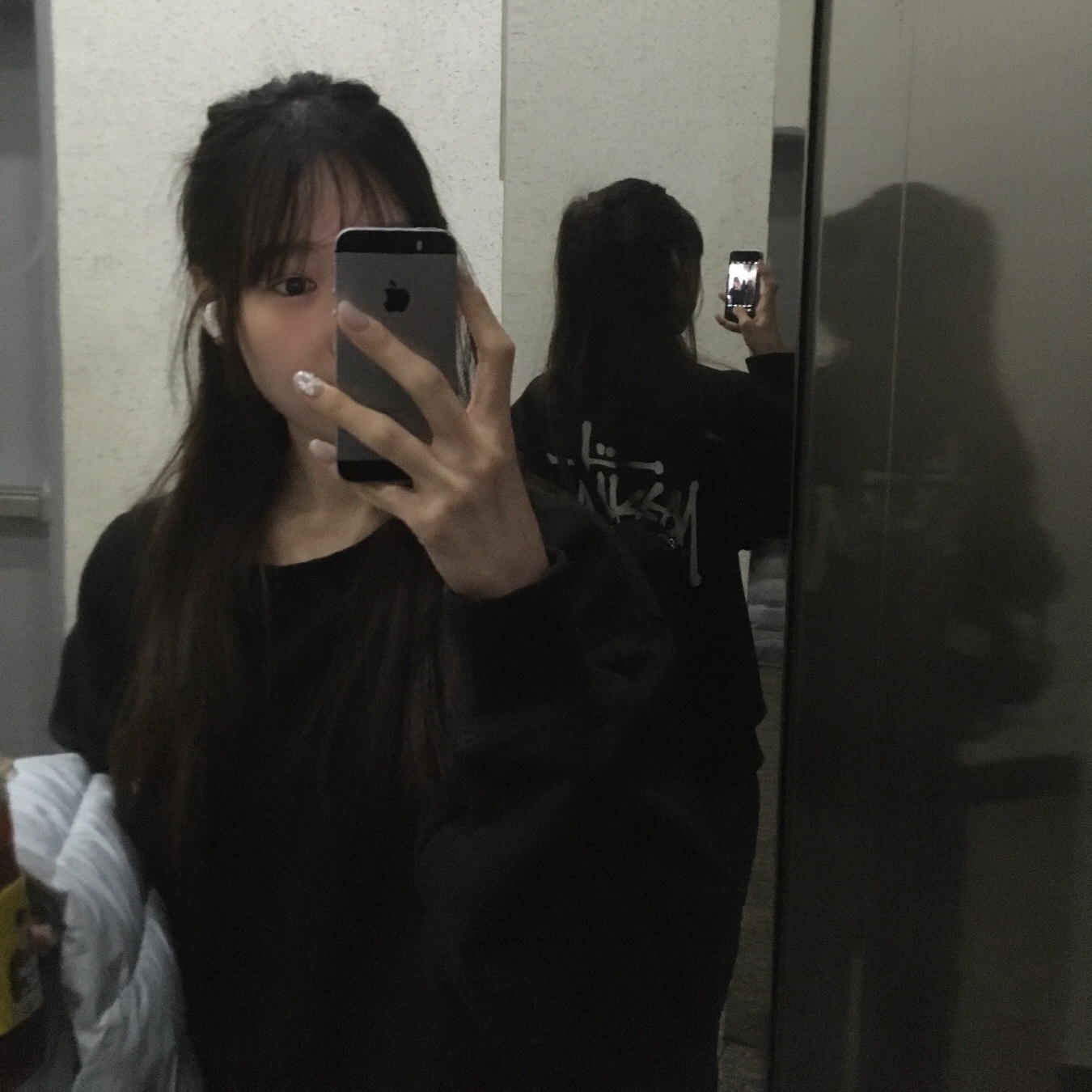 Stussy Basic Stussy Crew Black 2023, Stussy Basic Stussy Crew Black 착용 스타일