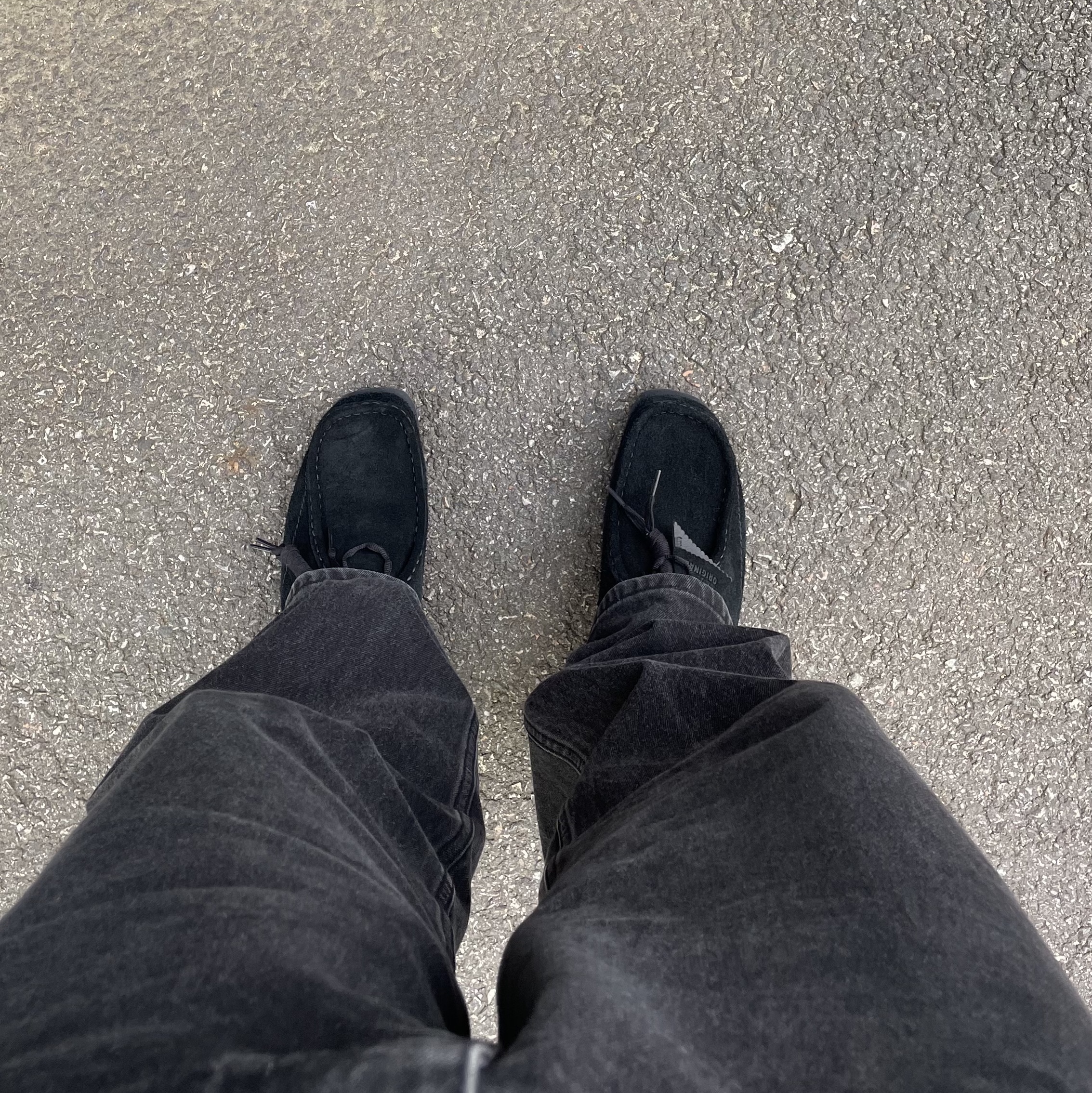 Clarks x Post Archive Faction (Paf) WallabeeBT Black Suede 착용 스타일 - 1