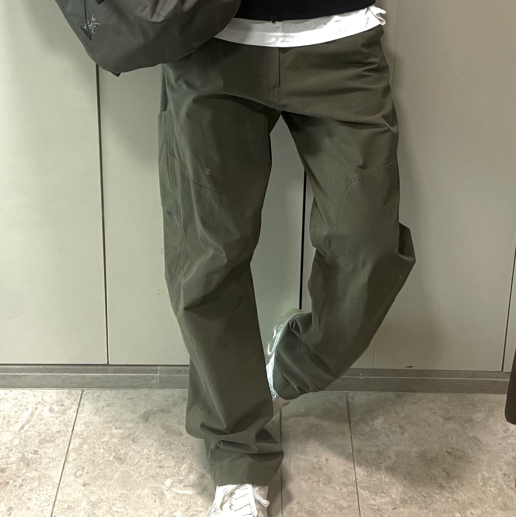 Arc'teryx Cronin Cotton Pants Tatsu 착용 스타일