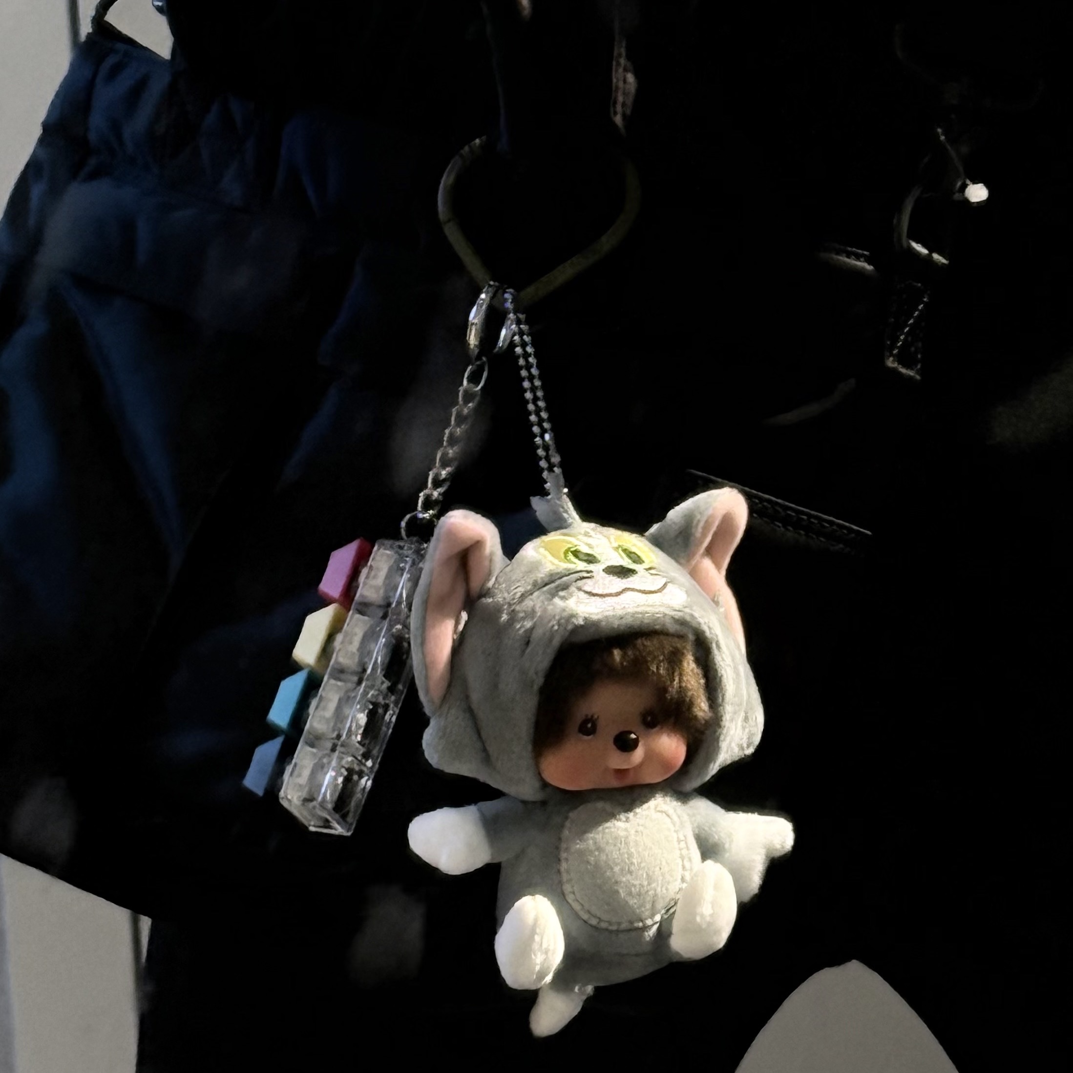 Human Made Heart Carabiner Olive Drab, G-DRAGON Ubermensch Keycap Keyring 착용 스타일