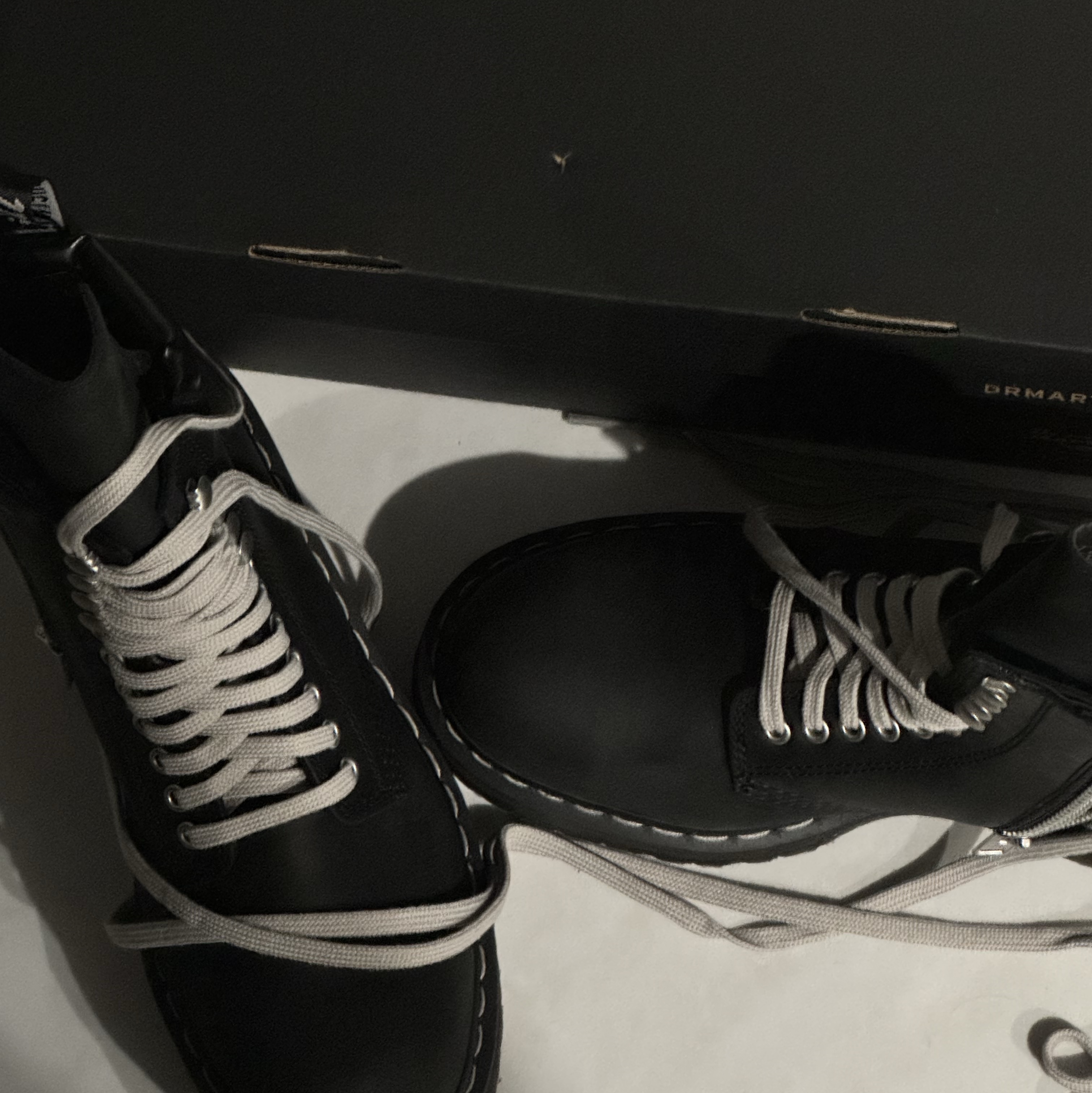 Dr. Martens x Rick Owens Quad Sole Steel Toe Boots Black 착용 스타일