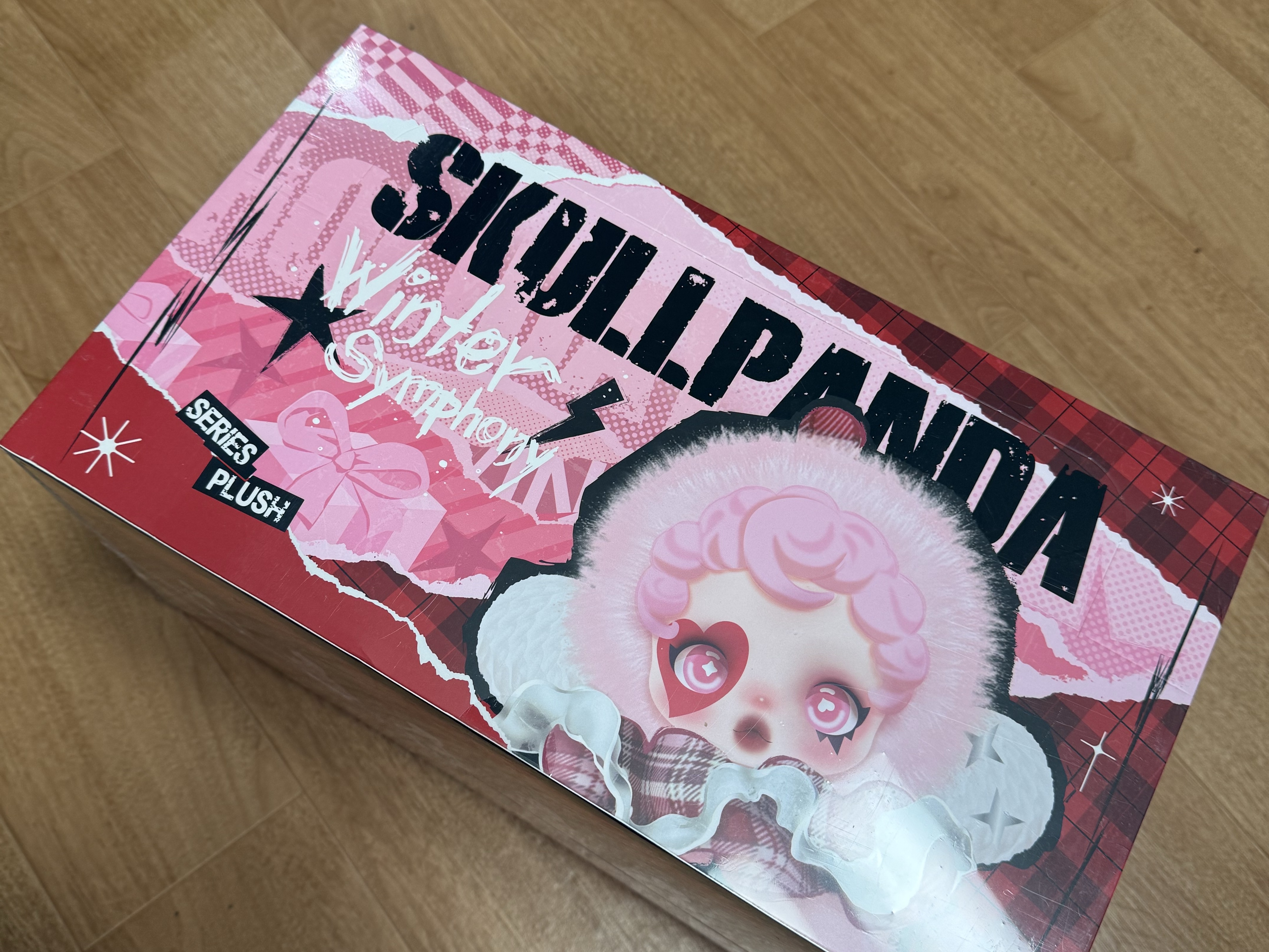 Pop Mart Skullpanda Winter Symphony Series Keyring Sealed Case (6 Blind Boxes) 착용 스타일 - 2