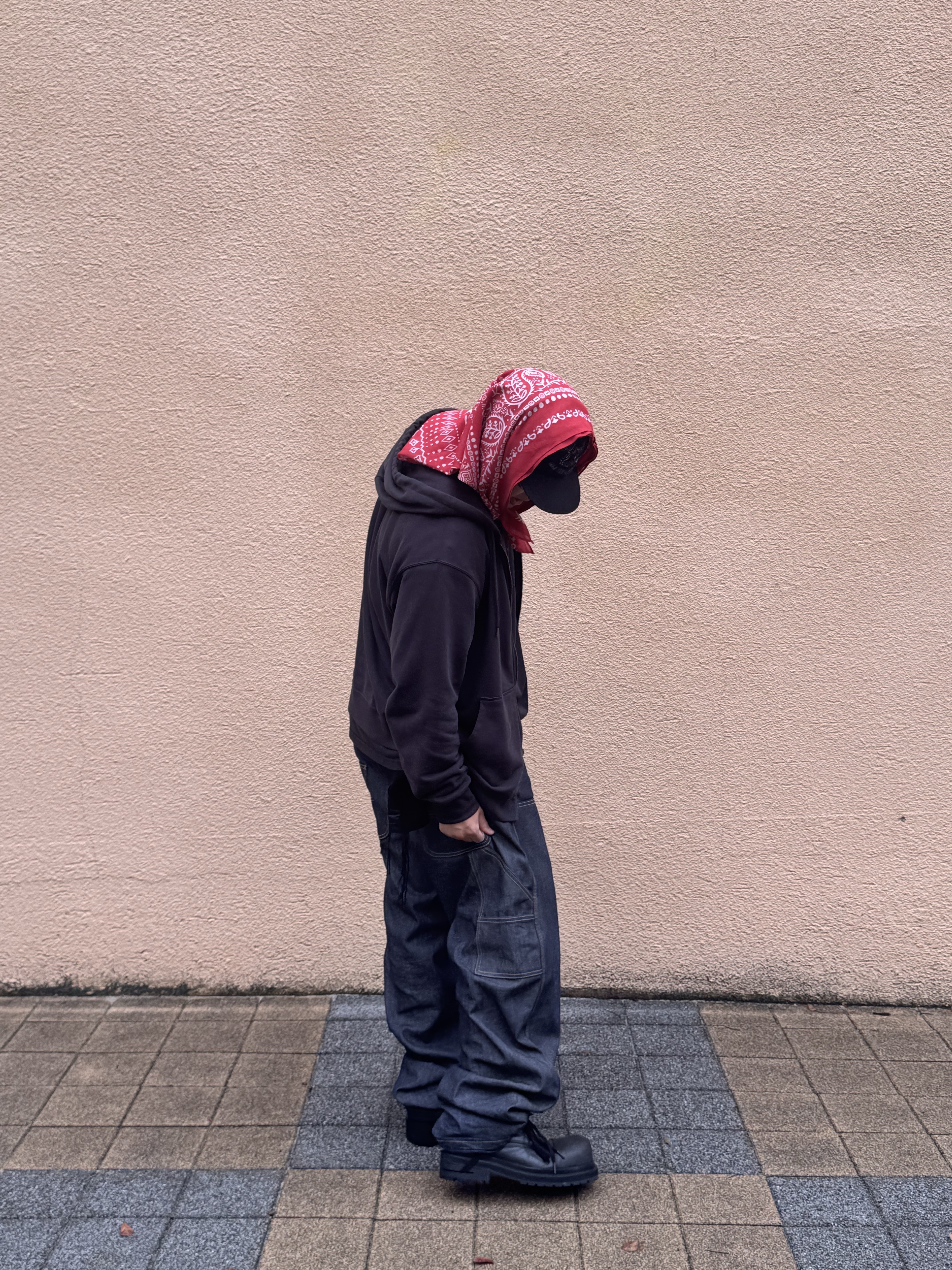GRAILZ x KOIN SEOUL Carpenter Raw Denim Pants Indigo 착용 스타일 - 7