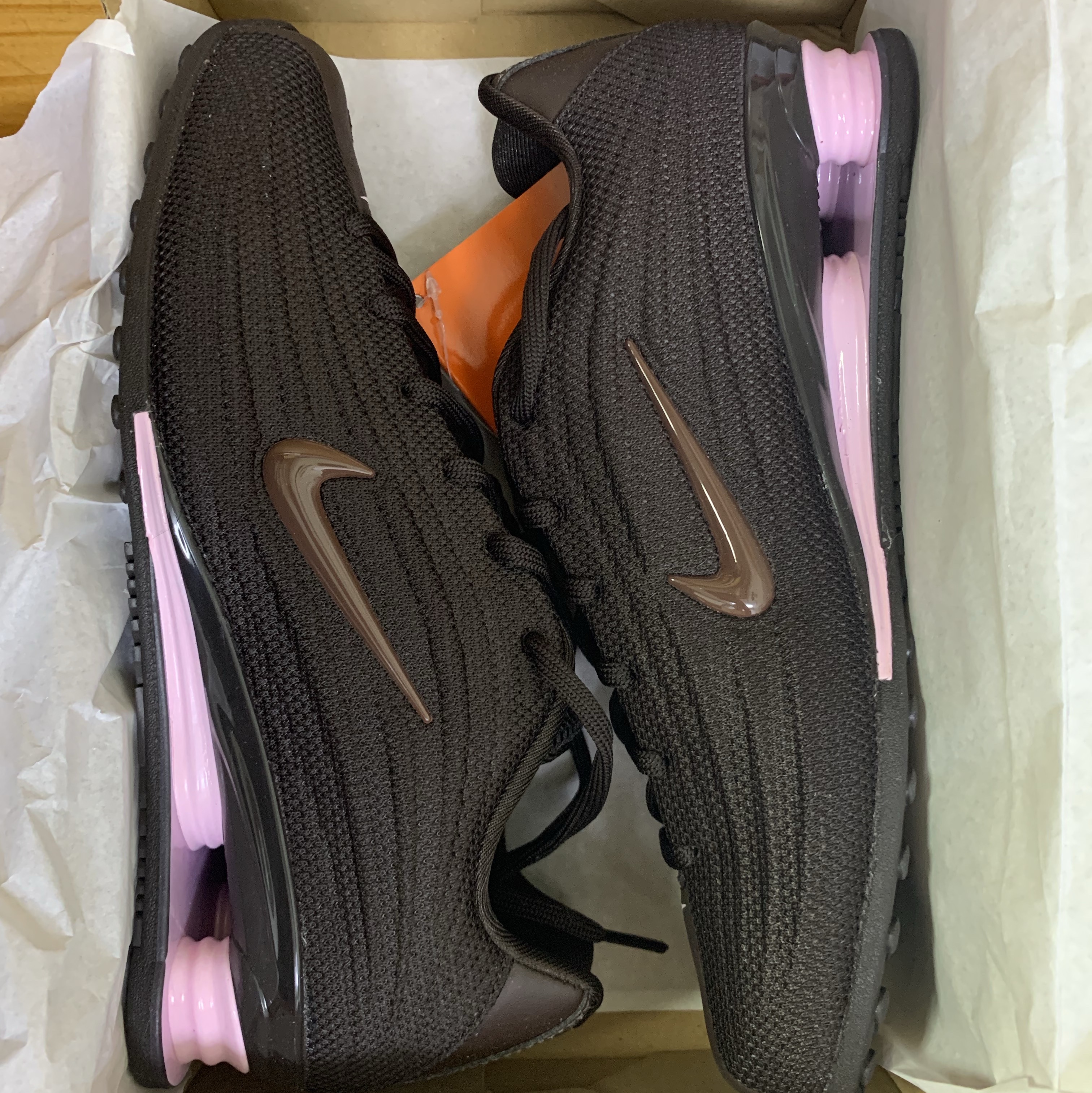 (W) Nike Shox Z Velvet Brown Light Chocolate 착용 스타일
