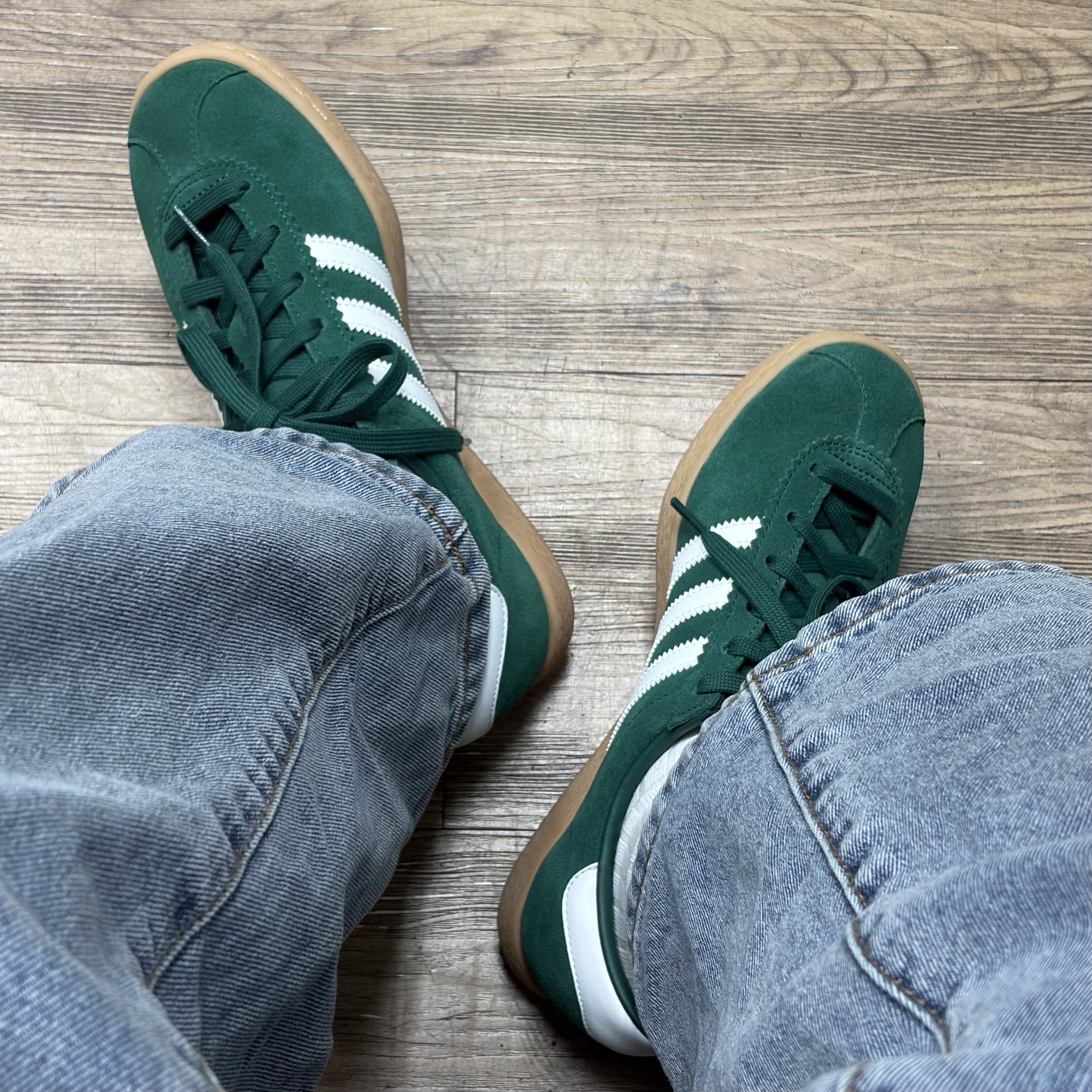 Adidas Stadt Collegiate Green Cloud White 착용 스타일