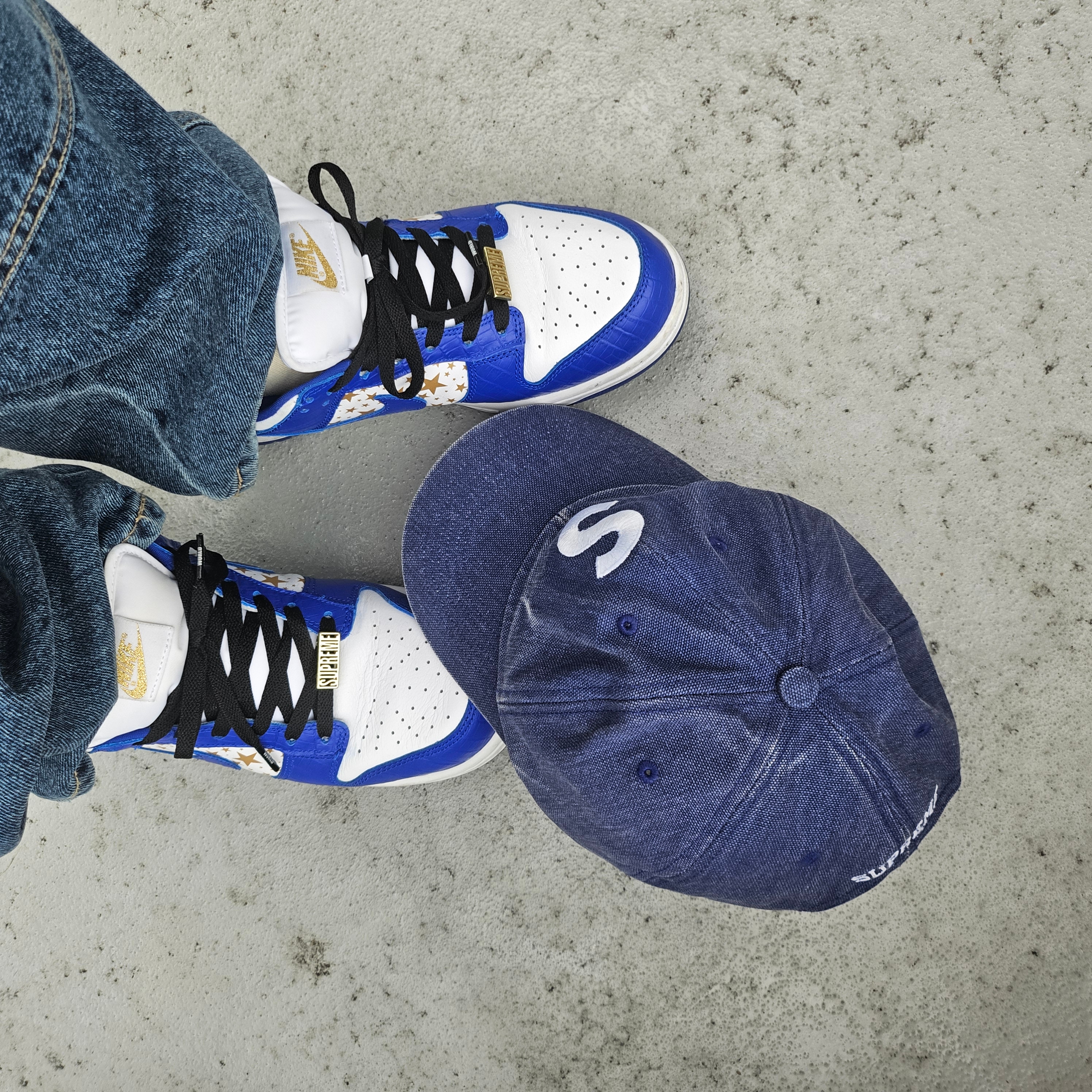 [KREAM 단독] Scudo Shell Black Pearl Beads Bracelet, Nike x Supreme SB Dunk Low Hyper Blue 착용 스타일 - 1