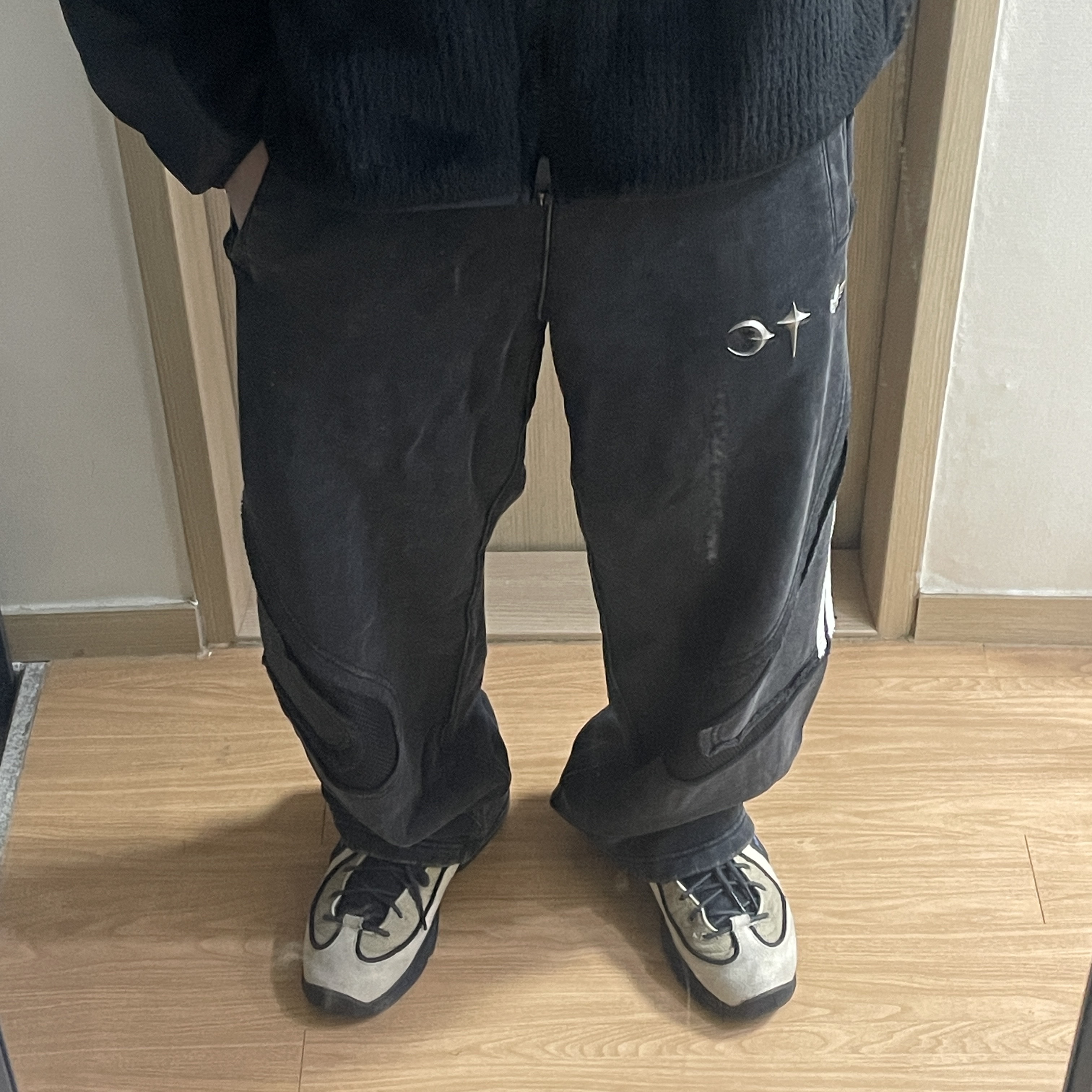 Adidas x Thug Club Teamgeist Sweatpants Black - KR Sizing, Nike x Stussy Air Penny II Rattan and Limestone 착용 스타일 - 2