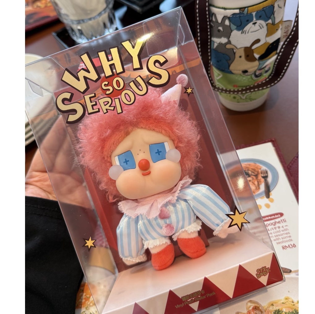 Pop Mart Why So Serious Series Crybaby Vinyl Plush Blister Pack 착용 스타일