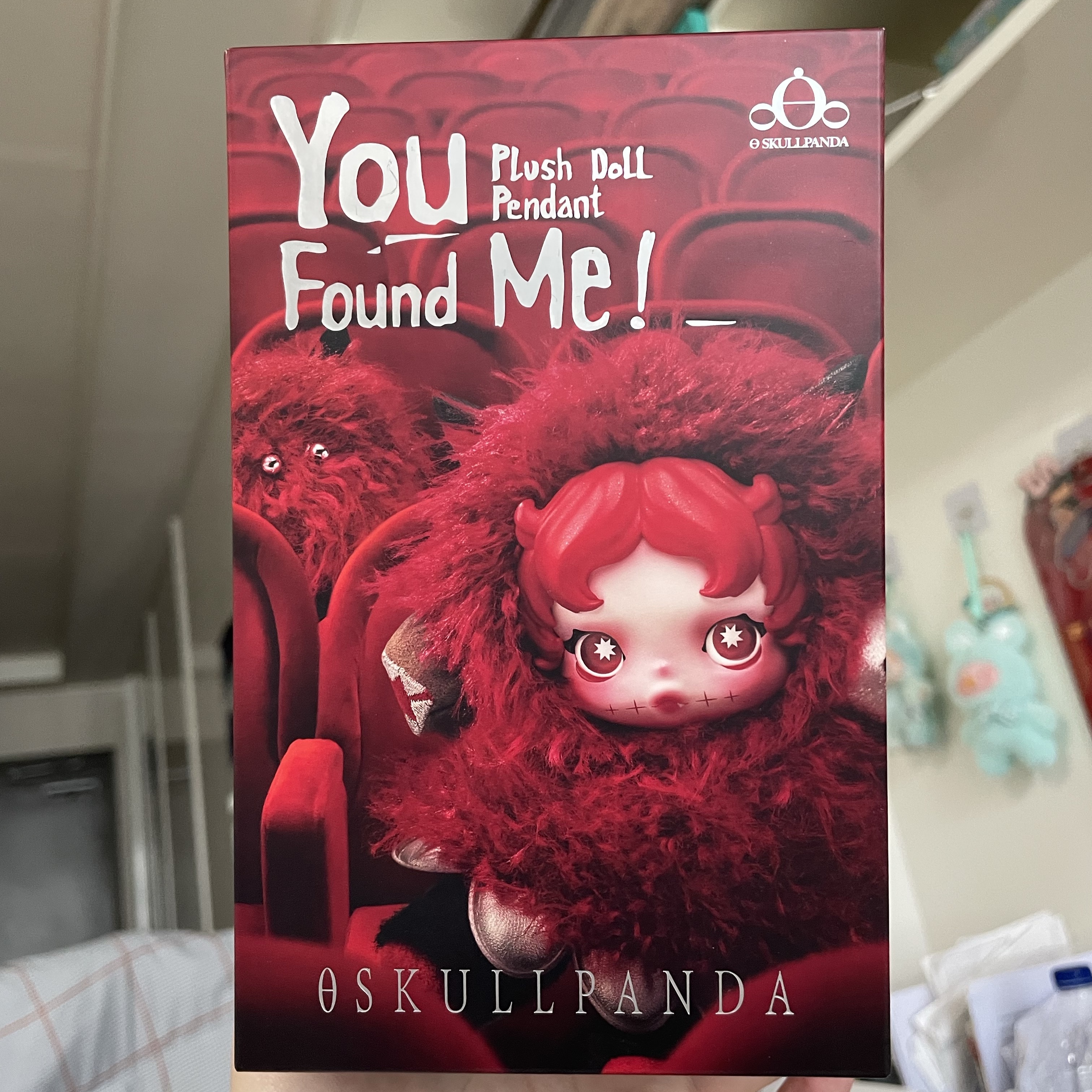 Pop Mart Skullpanda You Found Me ! Series Plush Doll Pendant Sealed Case (1 Blind Box) 착용 스타일