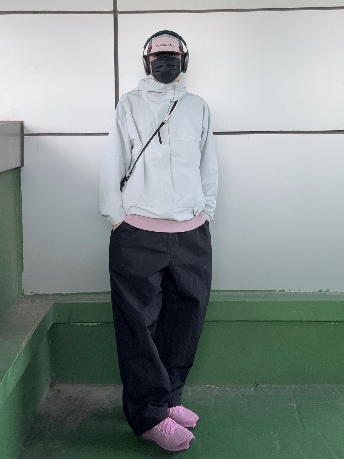 Nike x Stussy Air Max 2013 Psychic Pink, Carhartt WIP Vista Sweatshirt Glassy Pink 착용 스타일 - 1