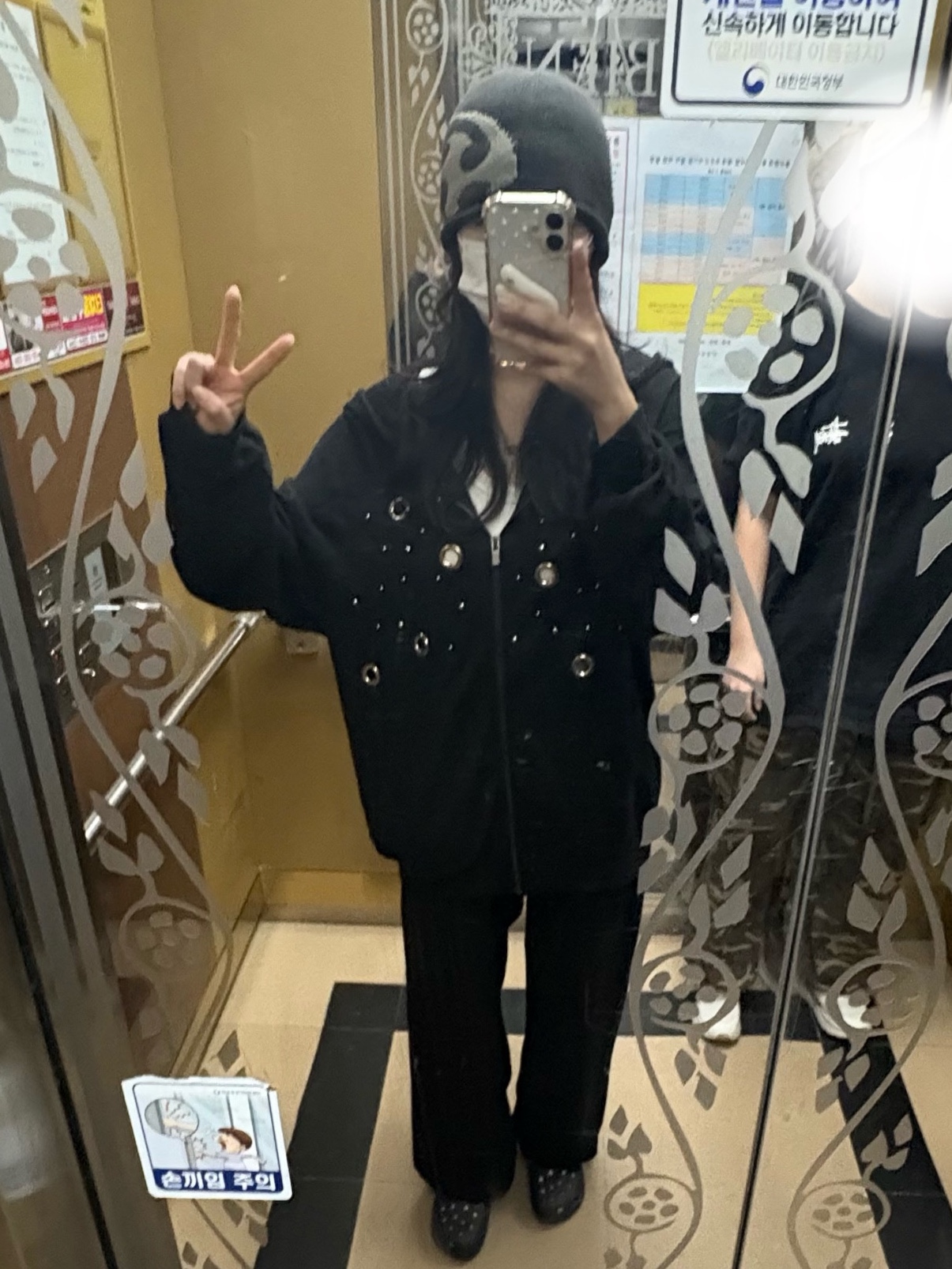 Sansan Gear Mesh Jacket Black - 25SS, Sansan Gear Backpack Jacket Light Grey - 24SS 착용 스타일 - 4