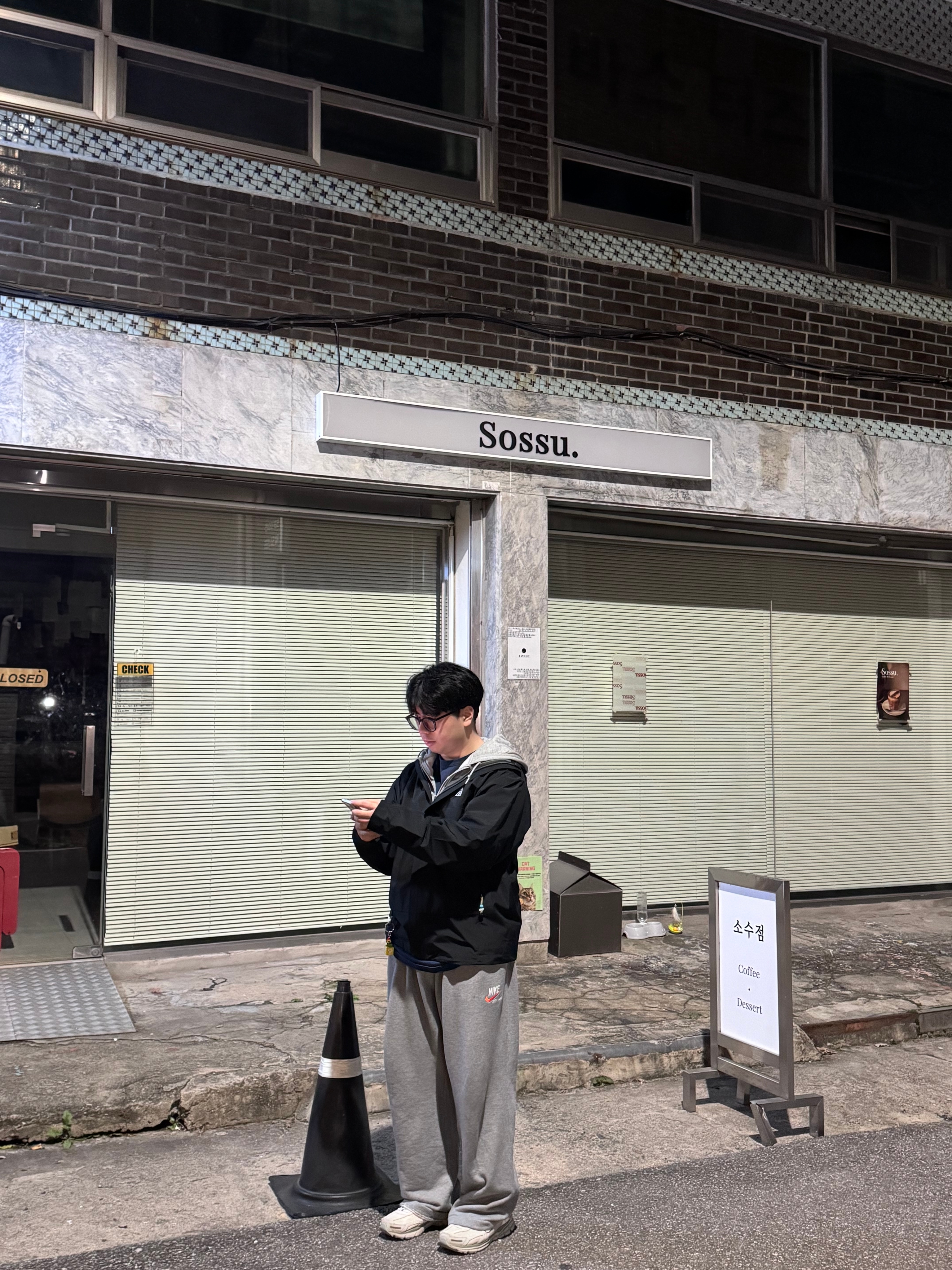 Nike ACG Storm-Fit ADV Cascade Rains Full Zip Jacket Black - Asia, Nike Zoom Vomero 5 SE Light Orewood Brown 착용 스타일