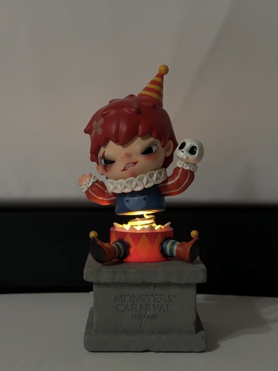 Pop Mart Hirono Monsters' Carnival Series Figures Scene Prop, Pop Mart Hirono Monsters' Carnival Series Figures Sealed Case (1 Blind Box) 착용 스타일 - 7