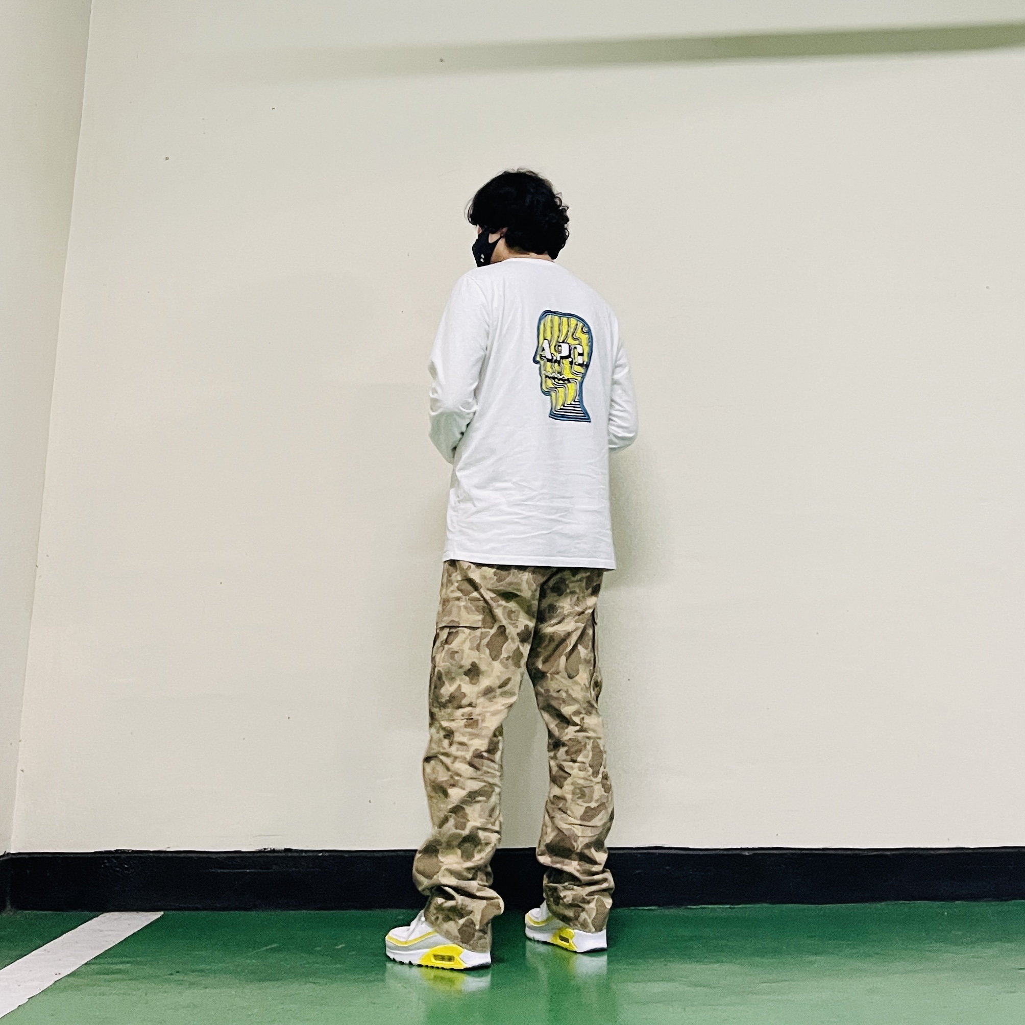 Needles D.N. Coverall Papillon Jacquard Sateen Olive, Nike x Undefeated Air Max 90 White Optic Yellow 착용 스타일 - 6