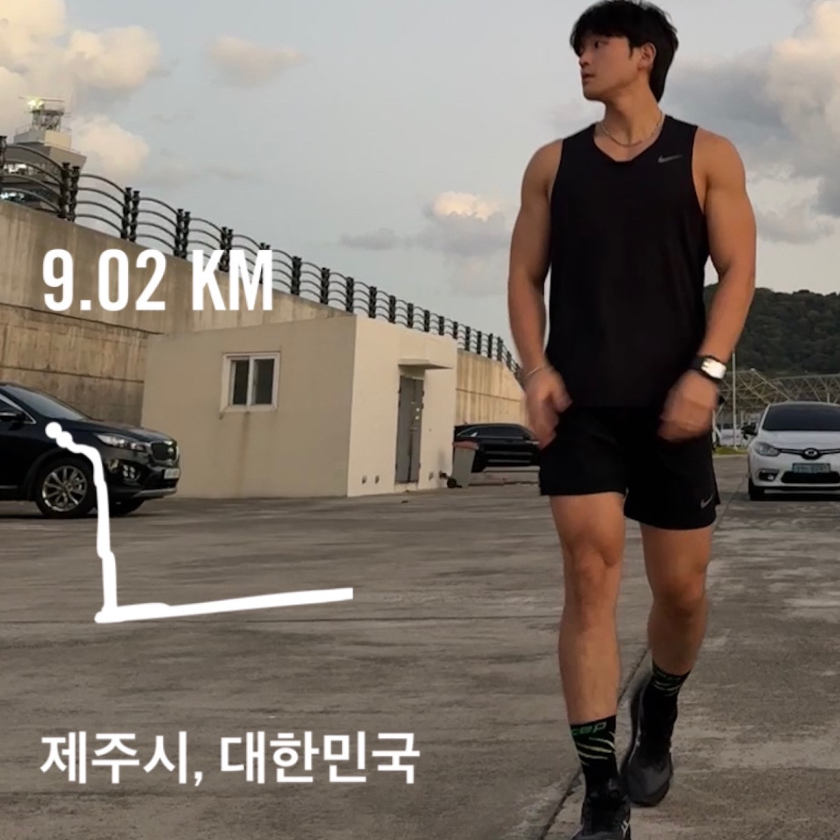 Asics Superblast 2 Black White 착용 스타일 - 3