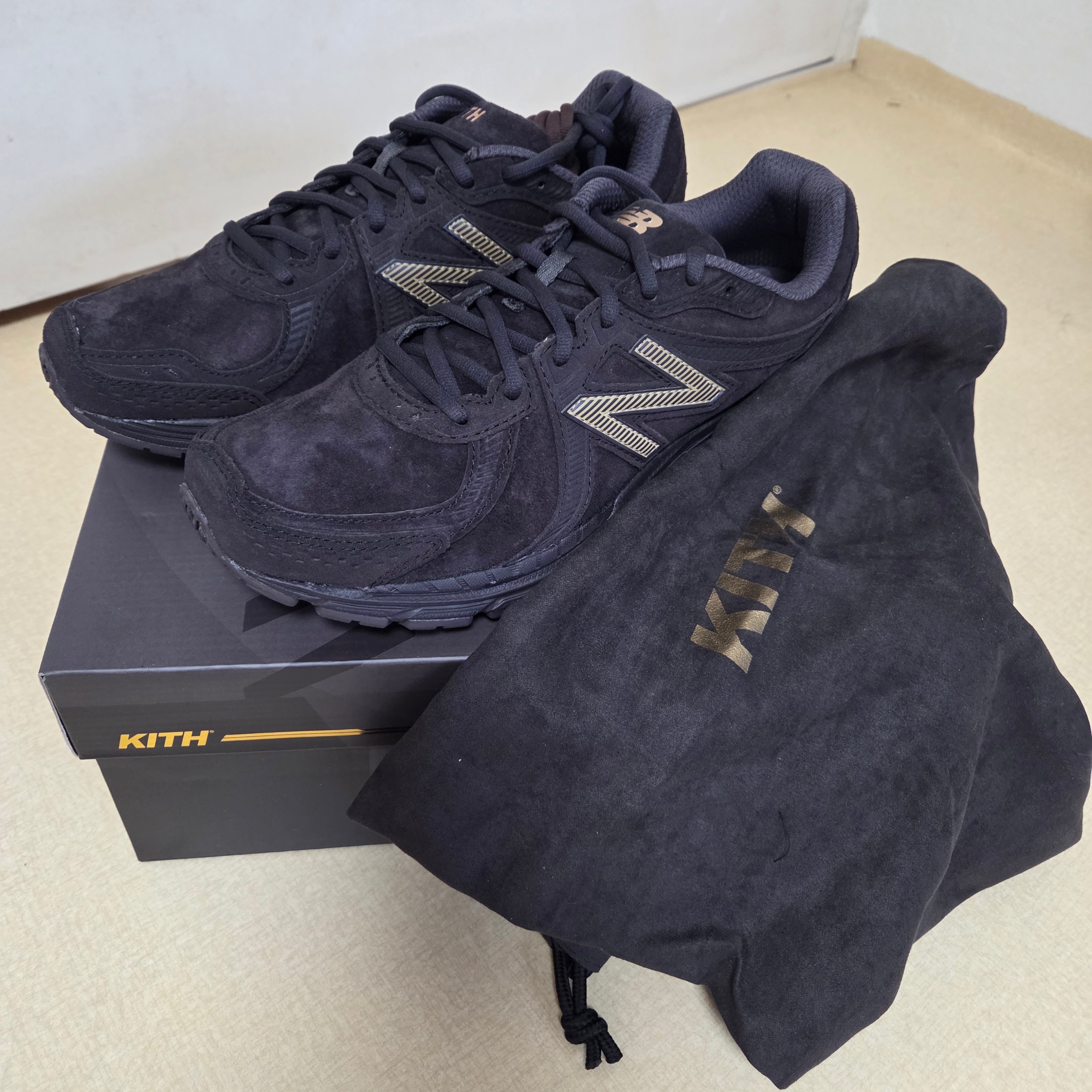 New Balance x Kith 860v2 Espresso 착용 스타일