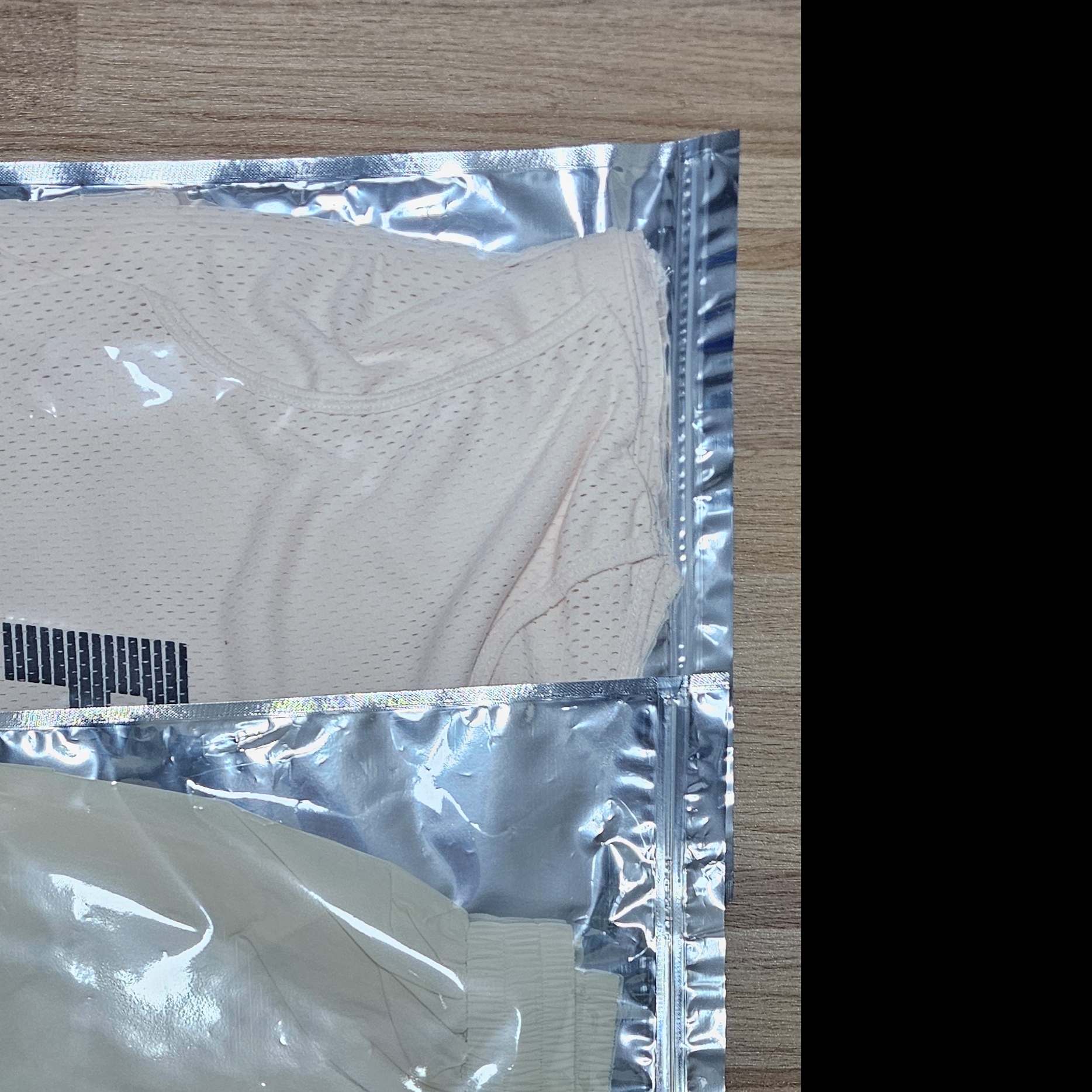 [KREAM 단독] runwhither L Sports Towel White 착용 스타일