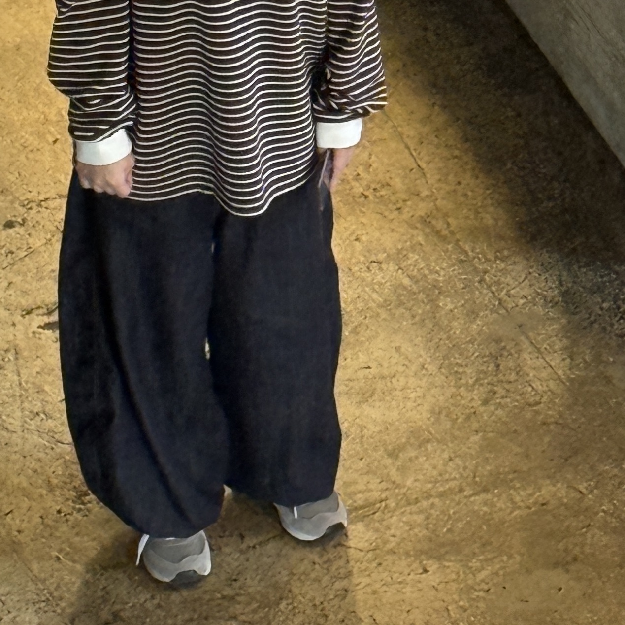 (W) New Balance 574 Worn By Anyone Grey - B Standard 착용 스타일